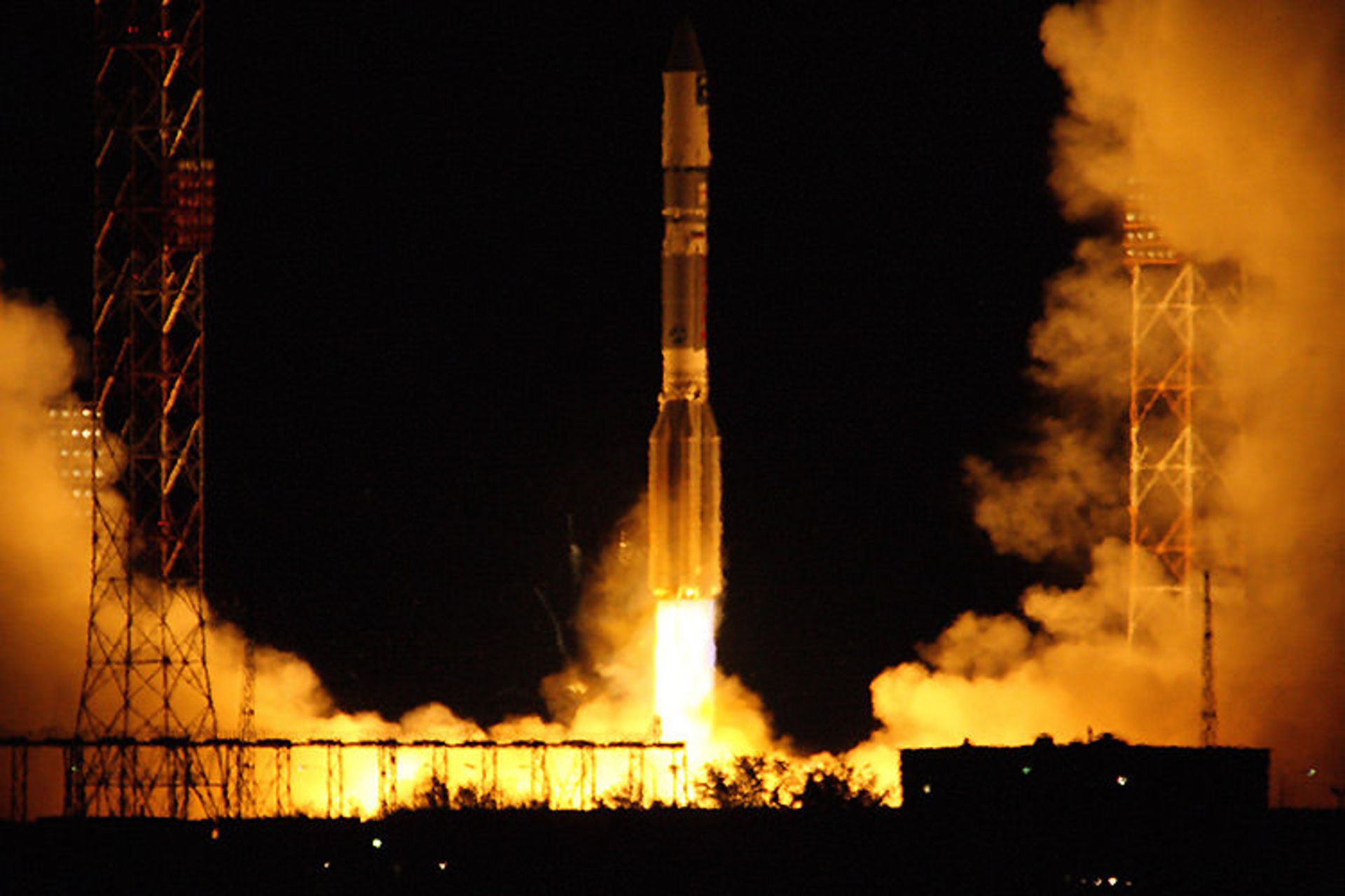 ماهواره‌ی ارتباطی / Communication Satellite