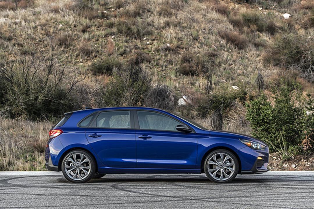 Hyundai Elantra GT N Line / هیوندای النترا جی تی
