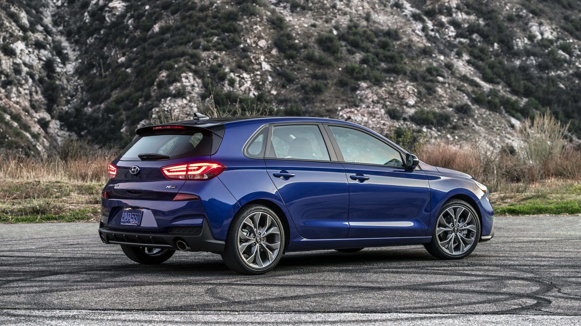 Hyundai Elantra GT N Line / هیوندای النترا جی تی