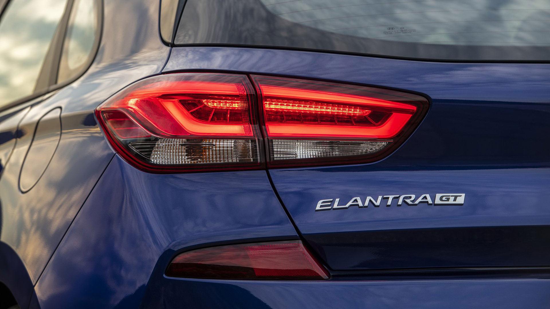 Hyundai Elantra GT N Line / هیوندای النترا جی تی