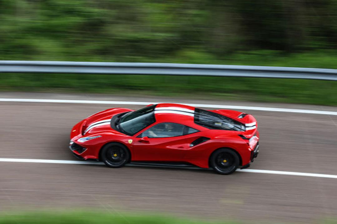 Ferrari / فراری