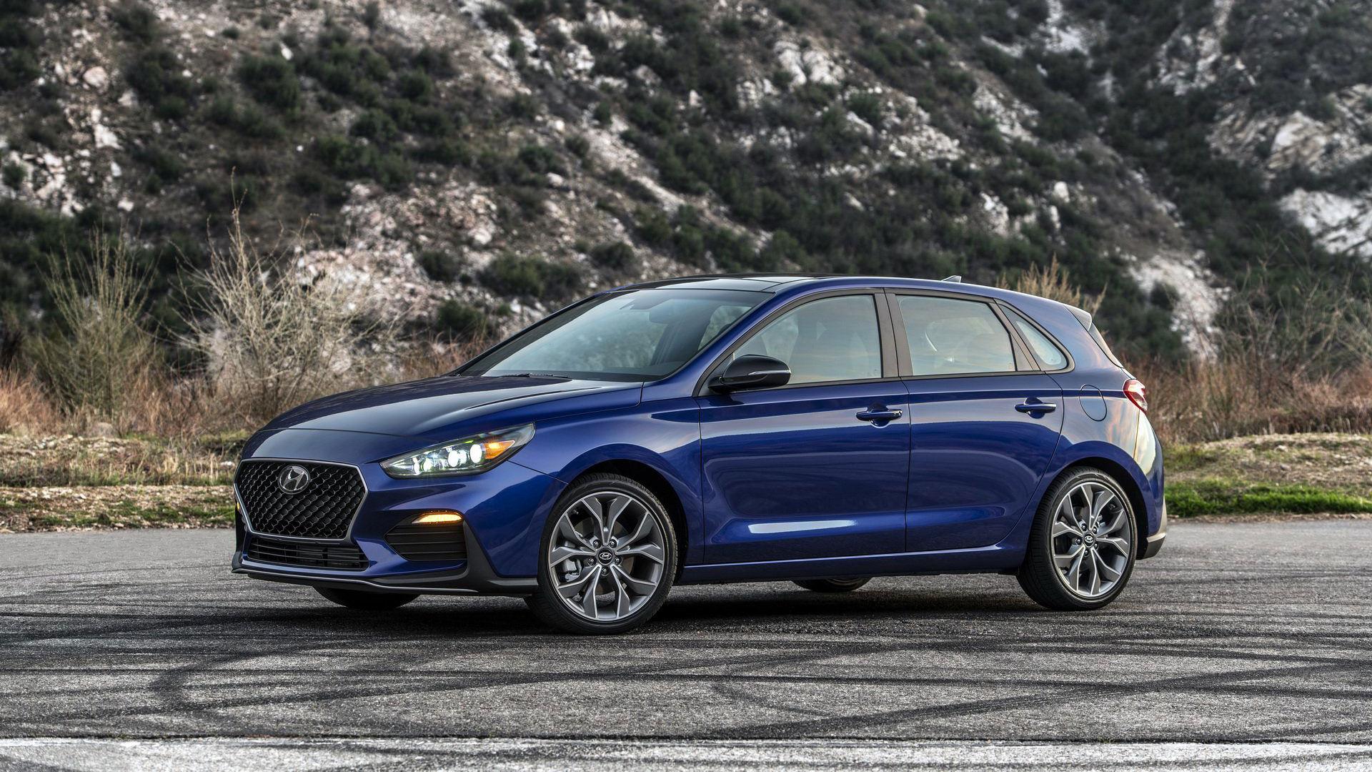 Hyundai Elantra GT N Line / هیوندای النترا جی تی