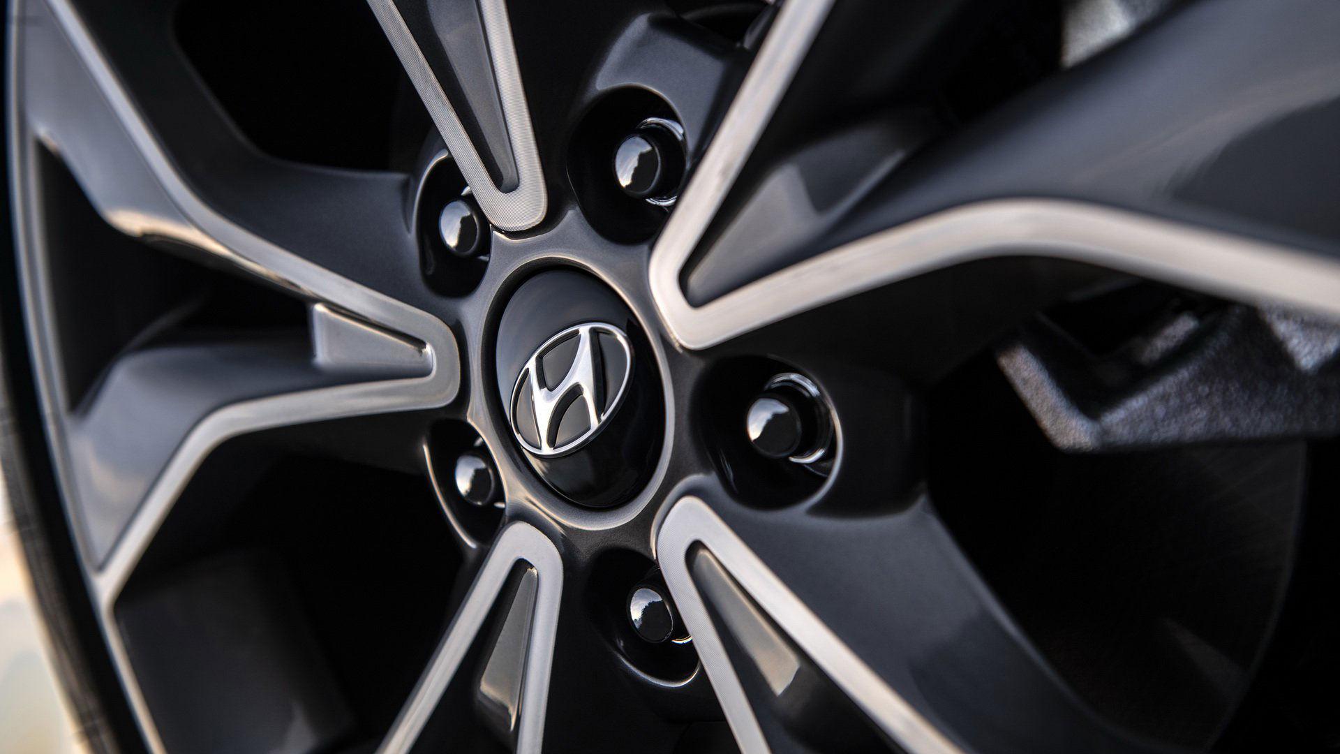 Hyundai Elantra GT N Line / هیوندای النترا جی تی