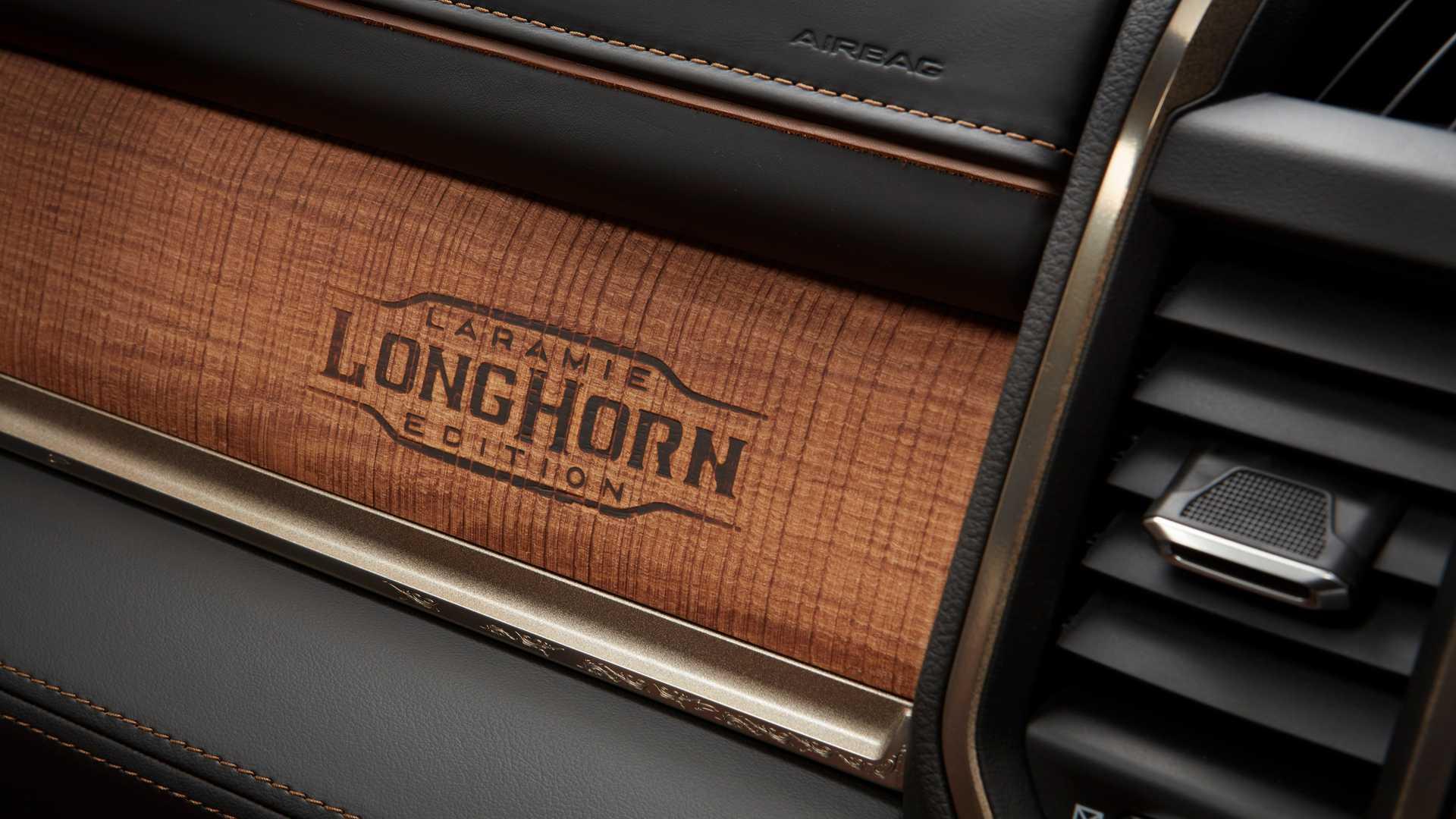 2019 Ram HD Laramie Longhorn / وانت پیکاپ رم لارامی لانگ هورن