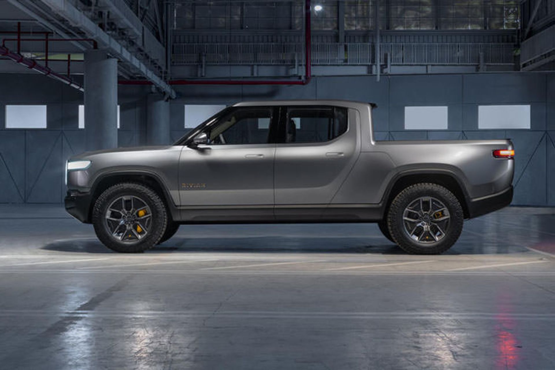 Rivian / وانت برقی ریوین