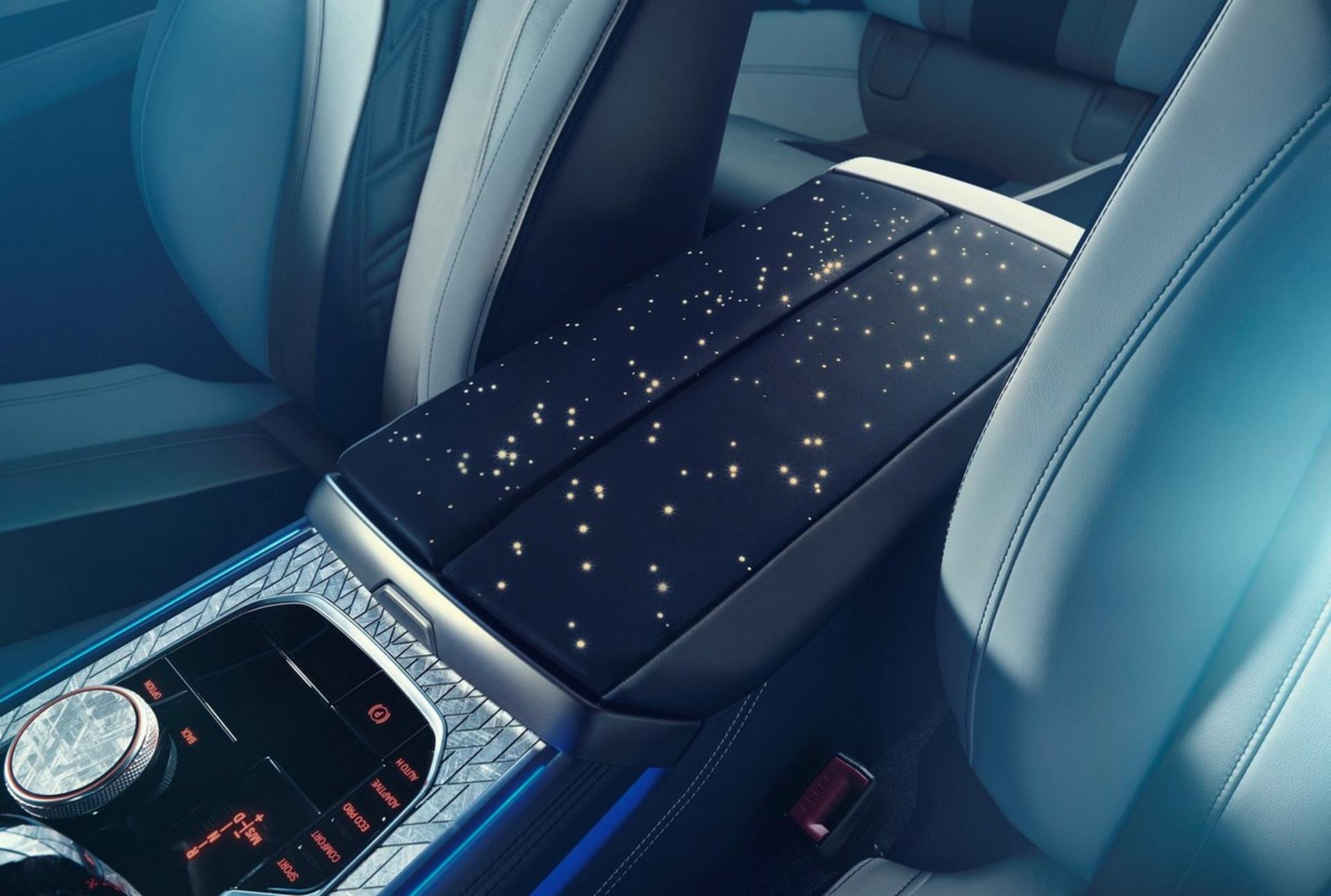 BMW Individual M850i Night Sky