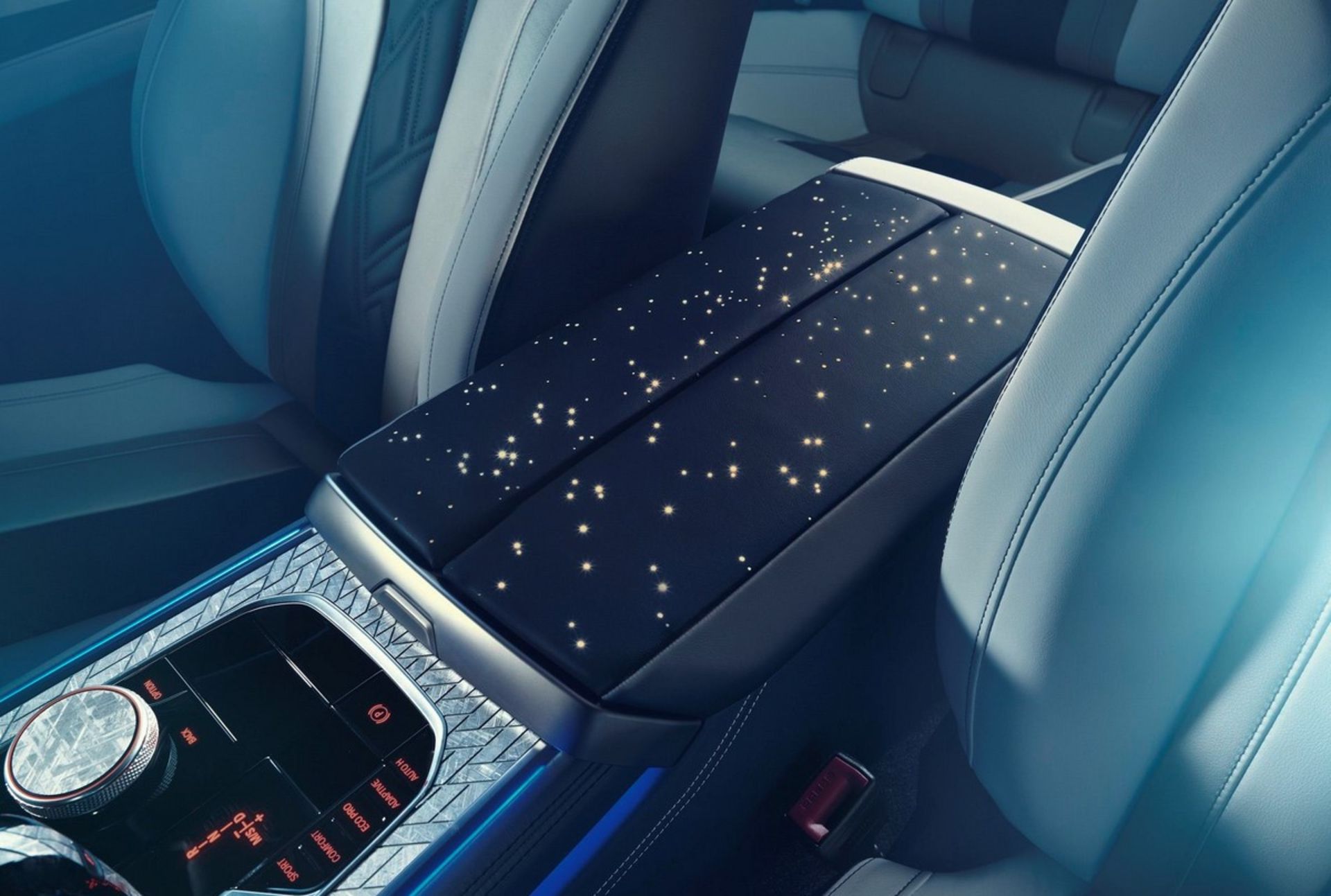 BMW Individual M850i Night Sky