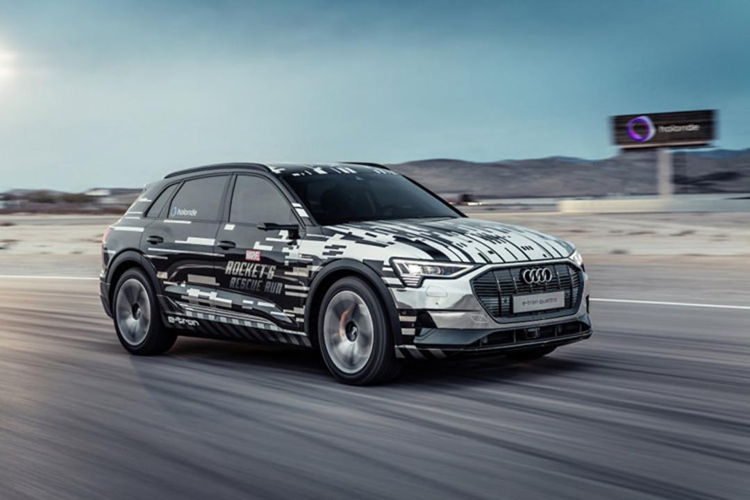 Audi e-tron virtual reality / واقعیت مجازی آئودی ای-ترون