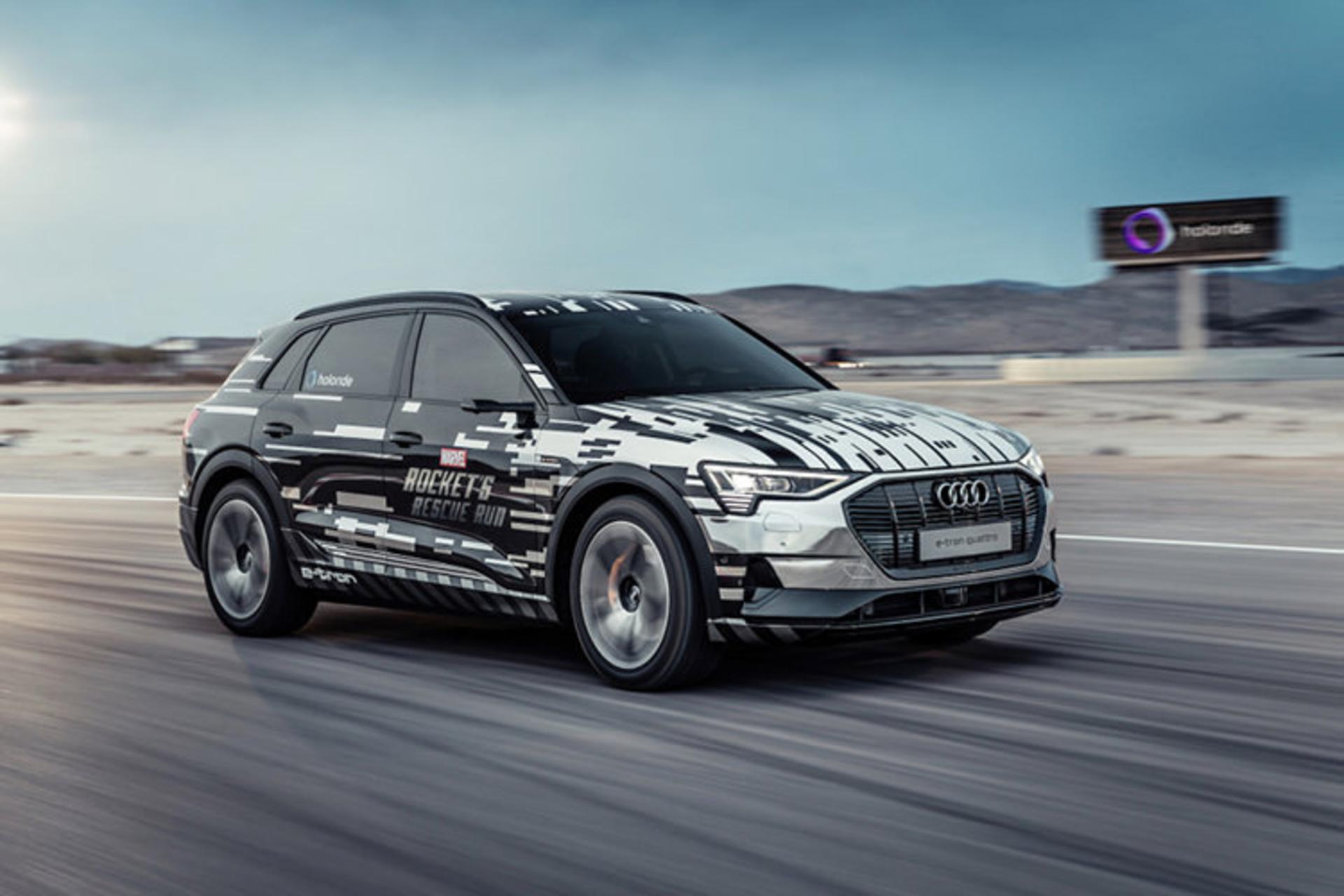 Audi e-tron virtual reality / واقعیت مجازی آئودی ای-ترون