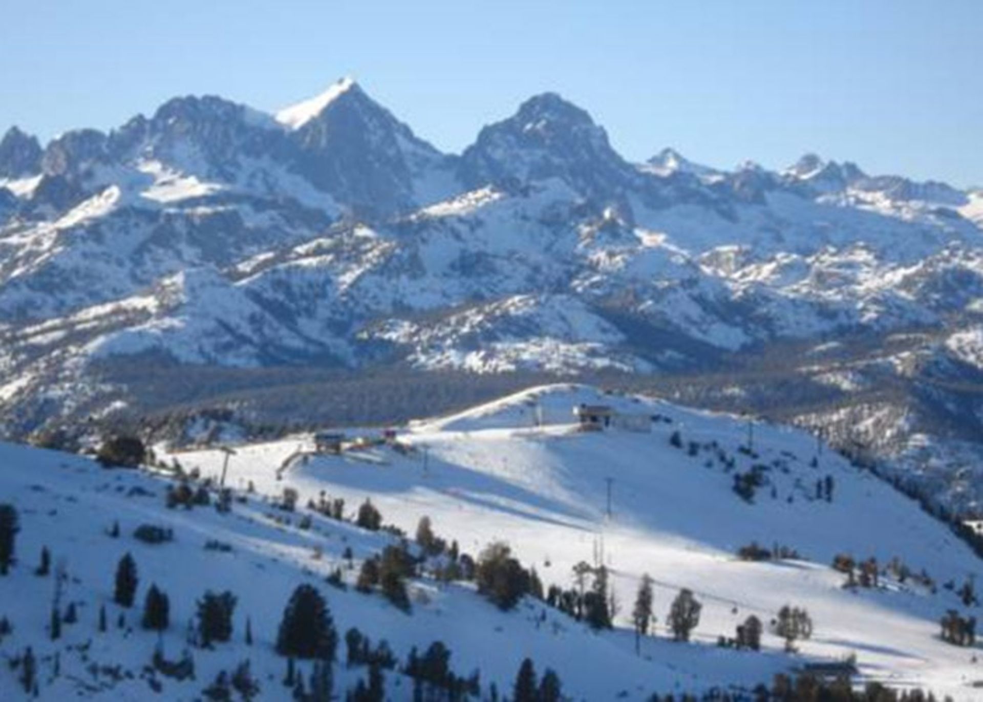 برف در کوهستان