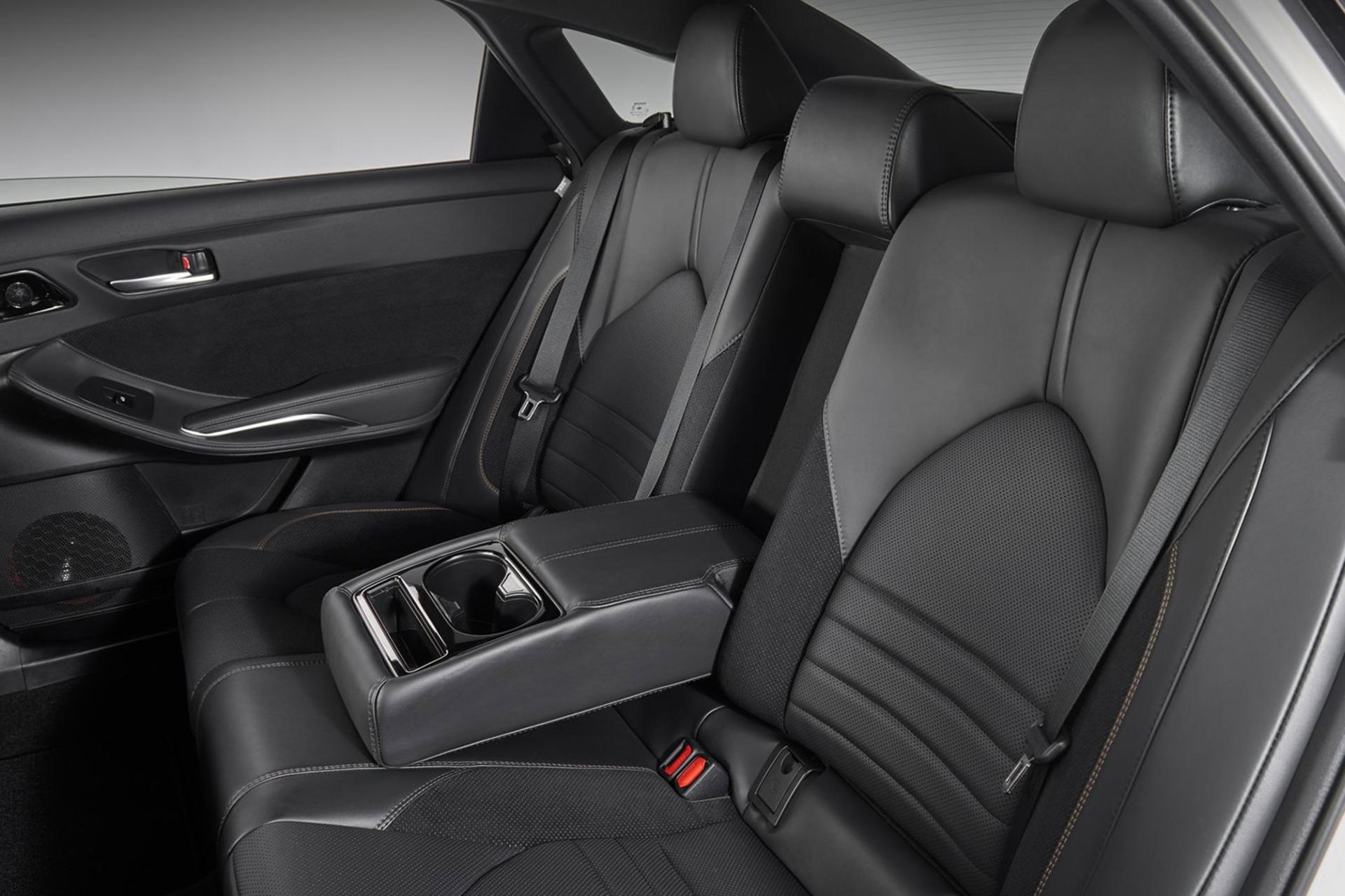 Toyota Avalon 2019