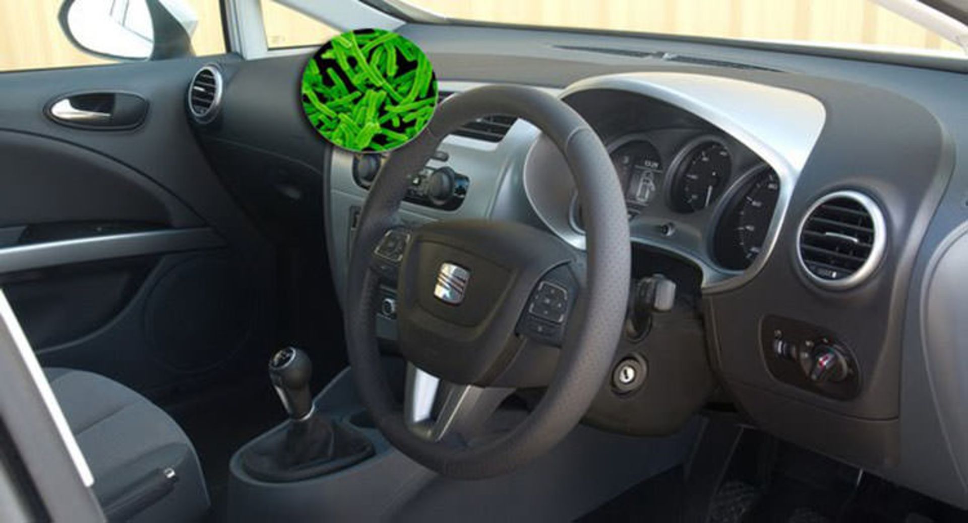 غربیلک فرمان خودرو