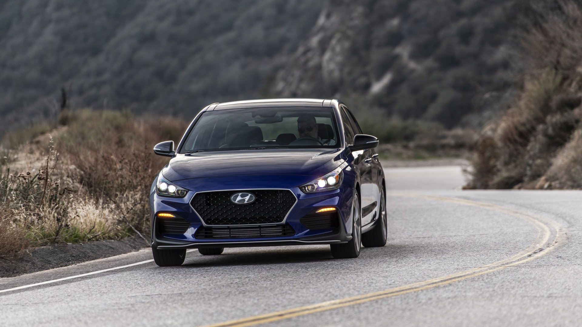 Hyundai Elantra GT N Line / هیوندای النترا جی تی