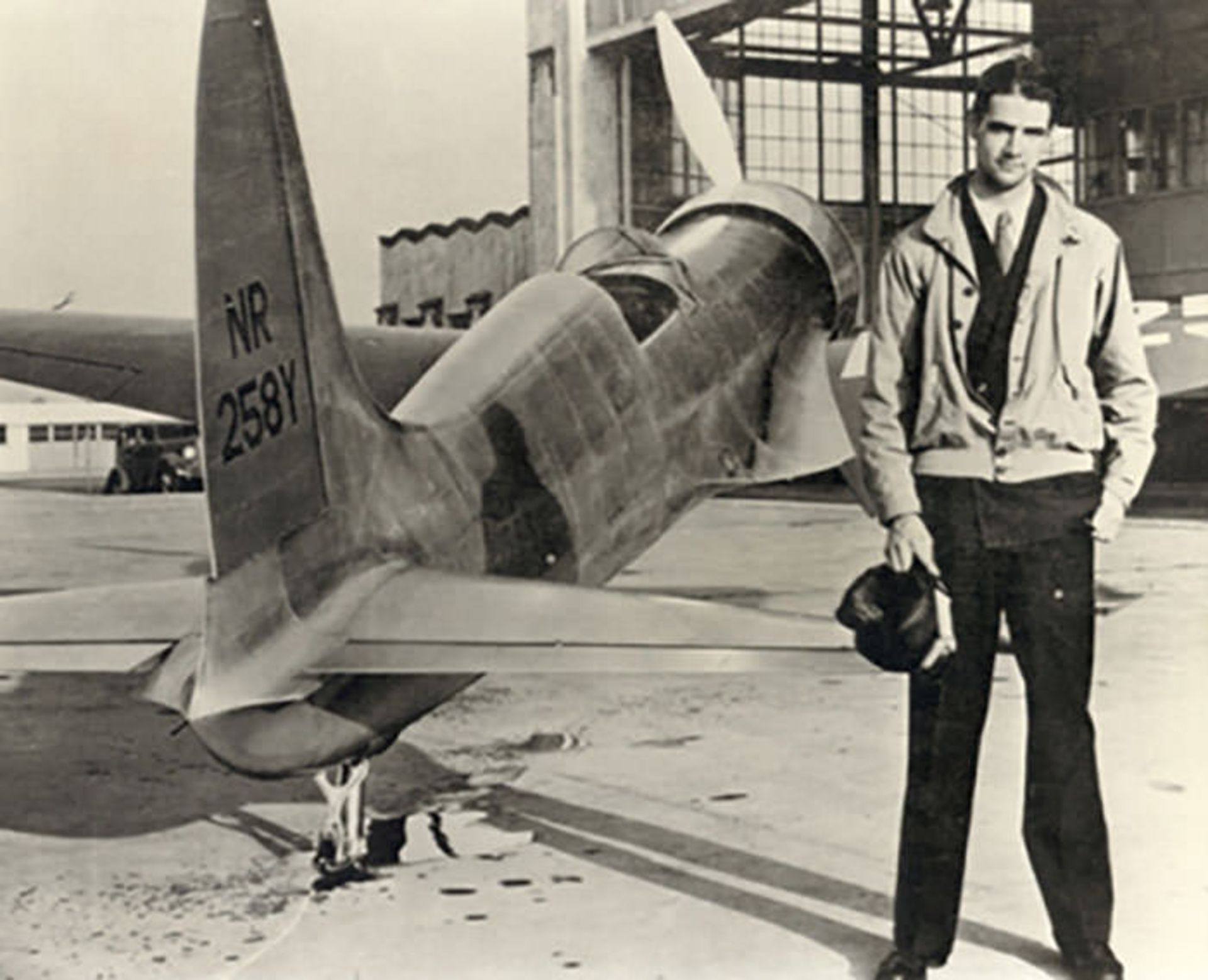 هاوارد هیوز / Howard Hughes