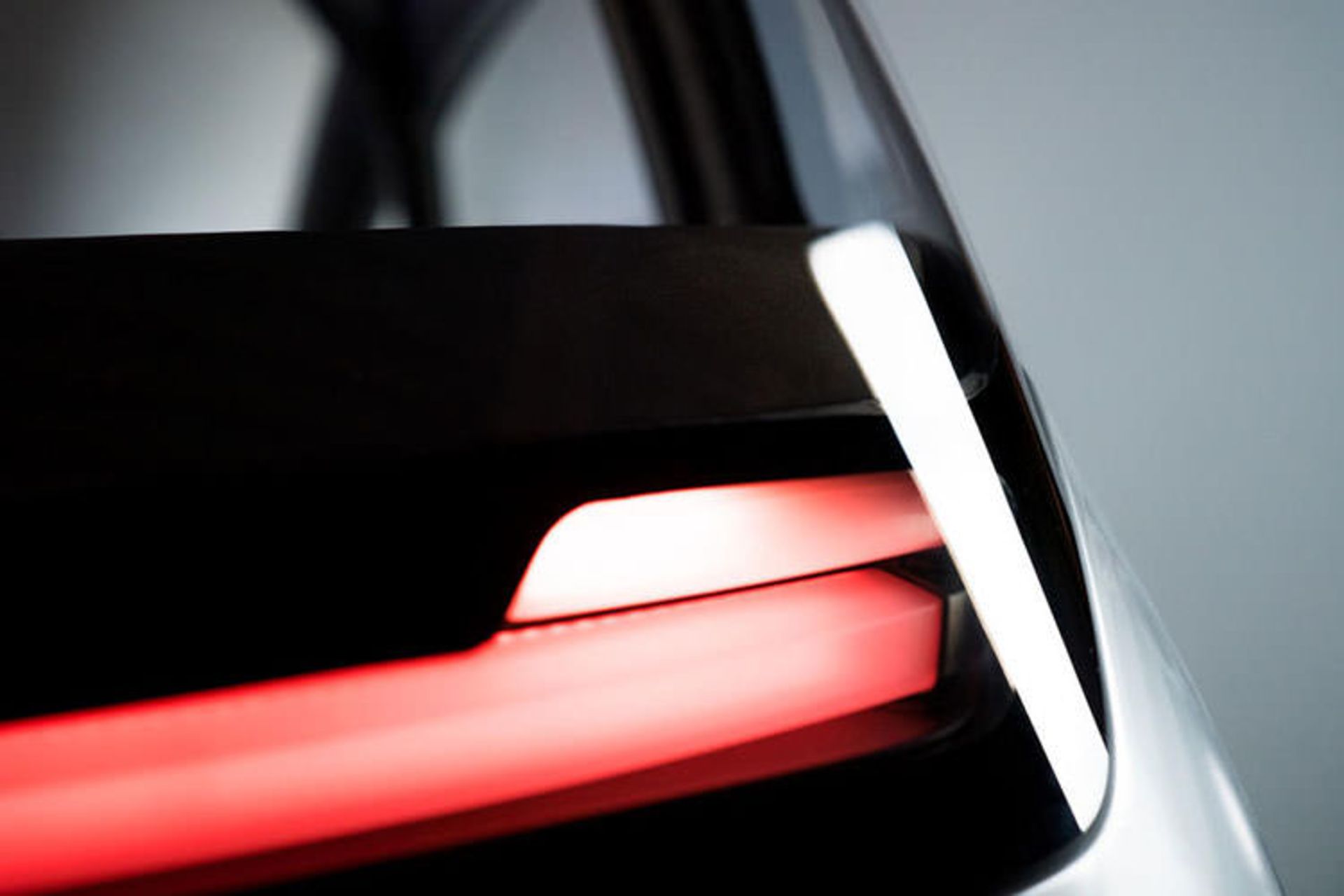 Uniti One electric car / خودروی الکتریکی یونیتی وان