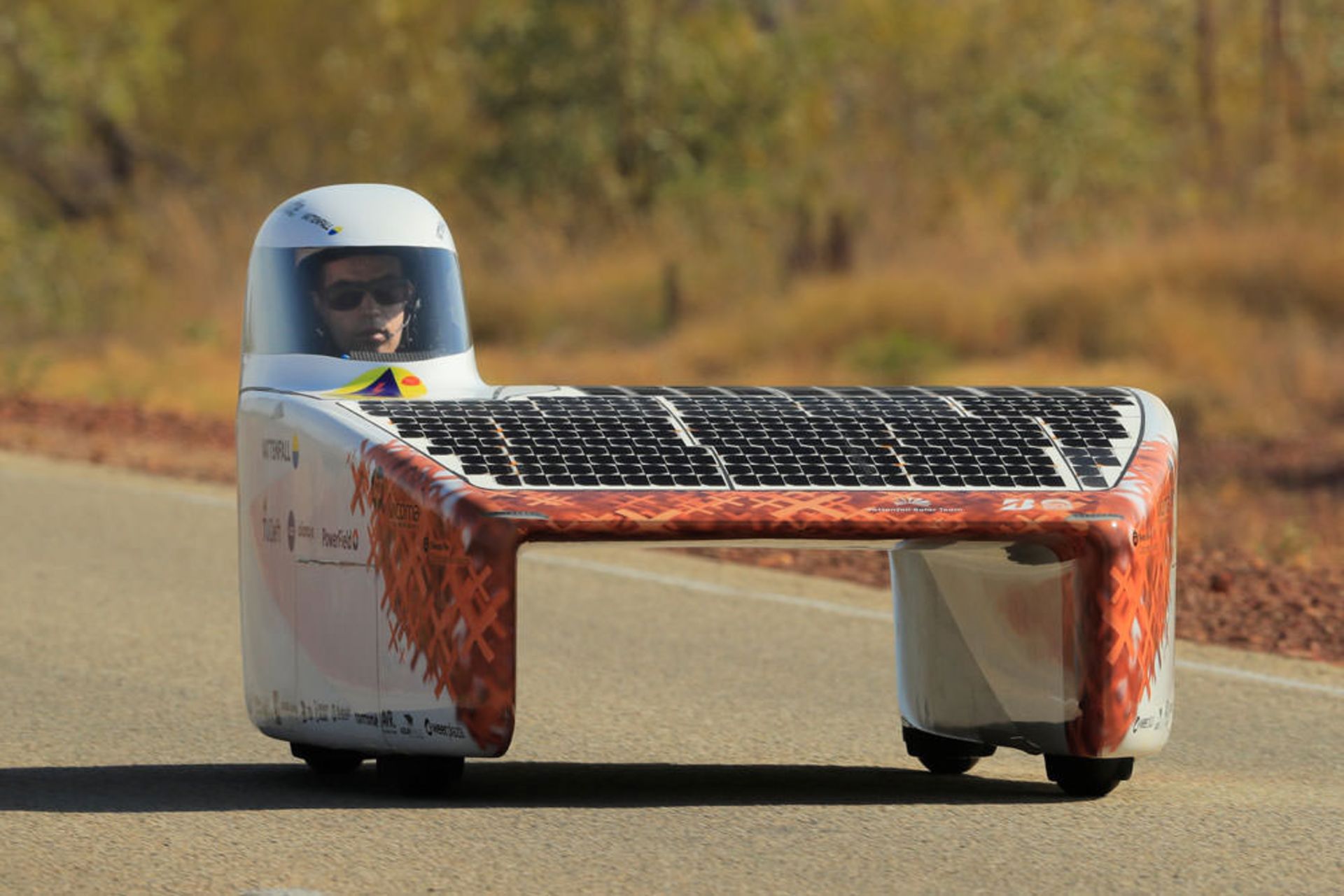 مسابقات جهانی خودروهای خورشیدی / Bridgestone World Solar Challenge
