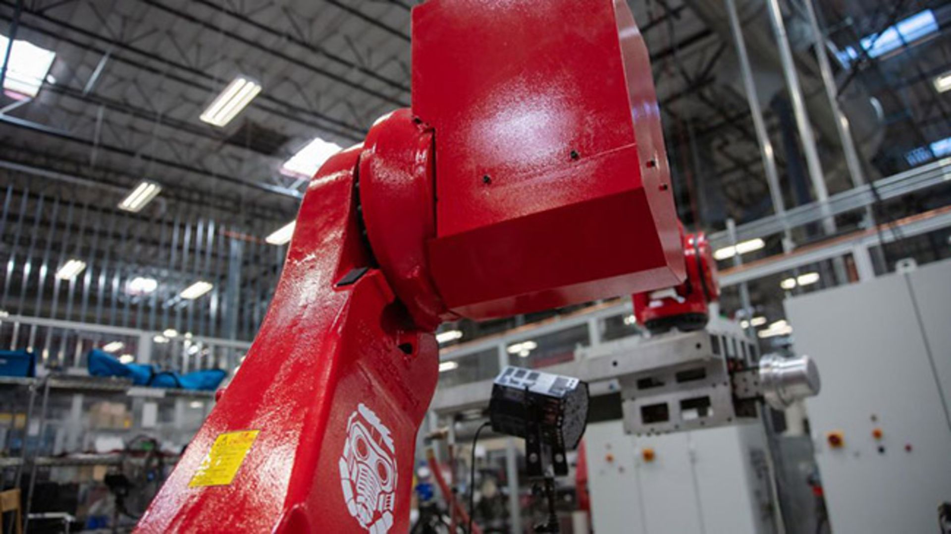 آزمایشگاه تست تصادف تسلا