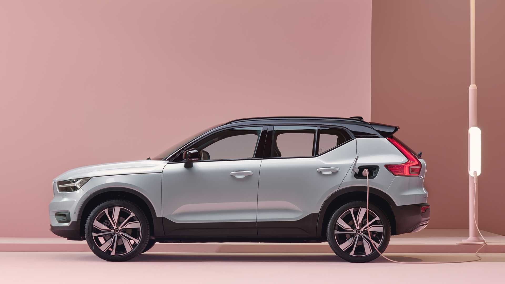 Volvo XC40 Recharge / ولوو xc40 ریشارژ