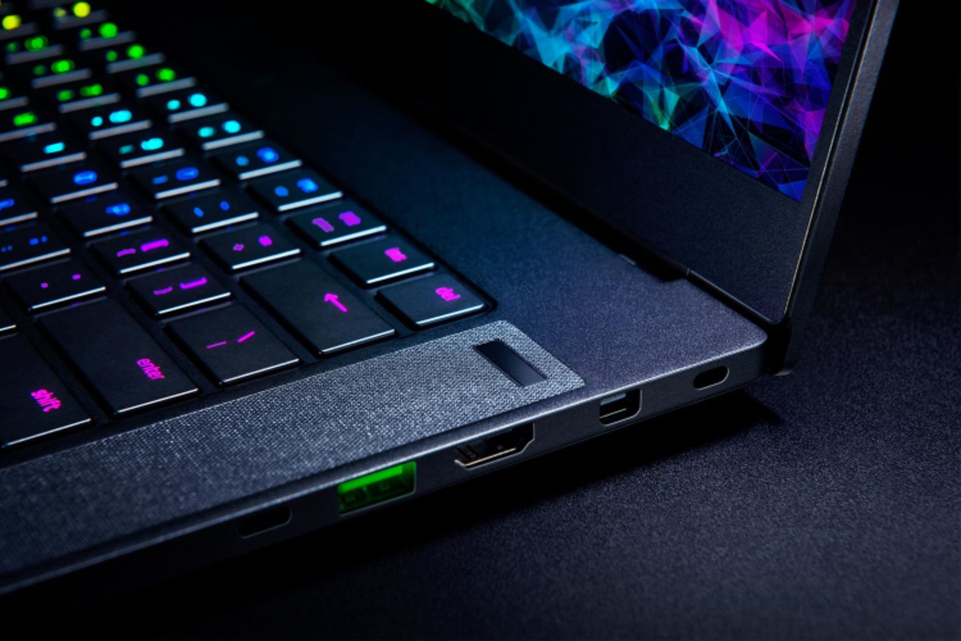 ریزر بلید 15 ادونسد / Razer Blade 15 Advanced