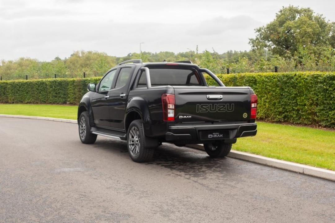 New Isuzu D-Max Blade+ Special Edition