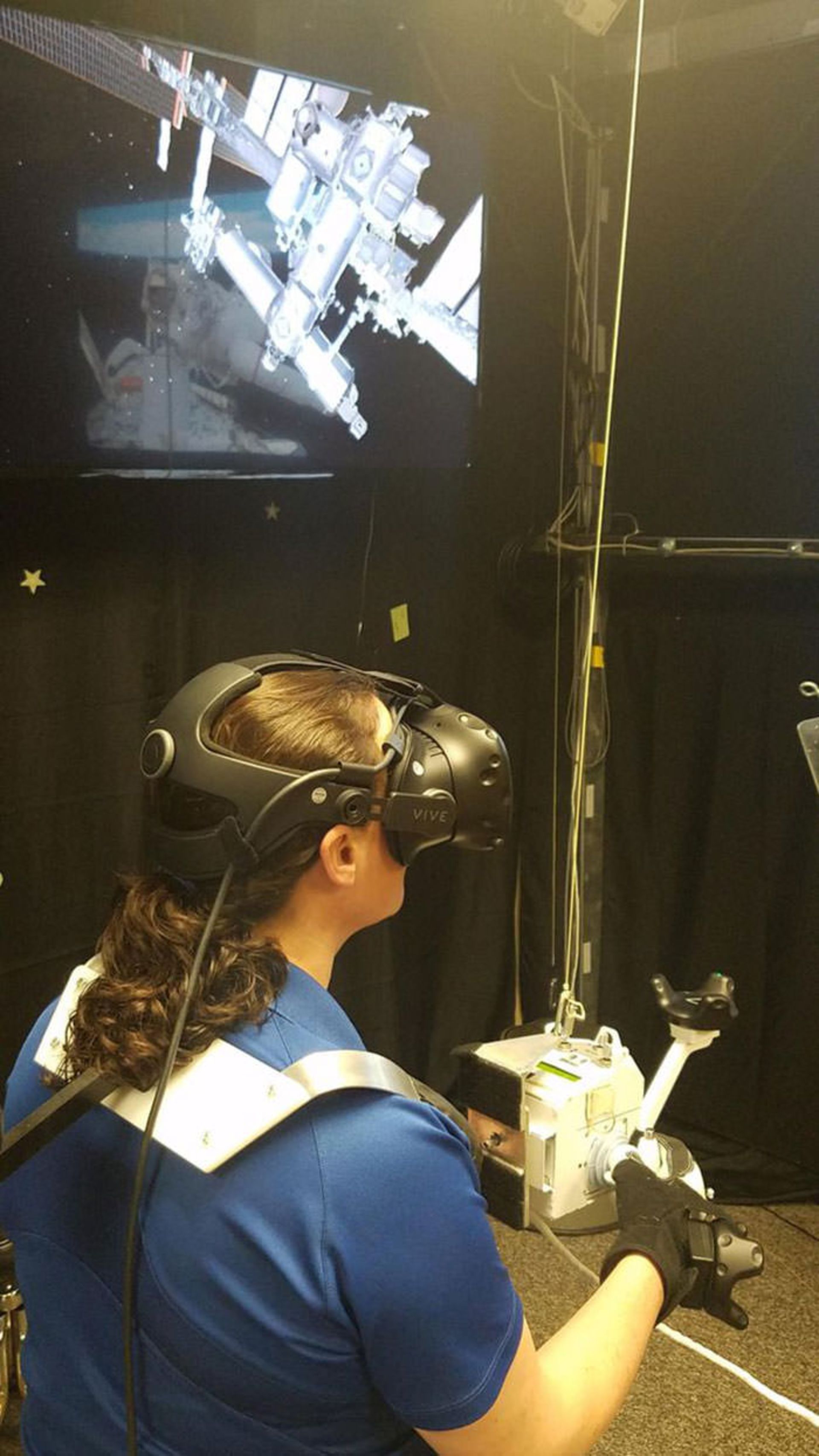 آزمایشگاه واقعیت مجازی