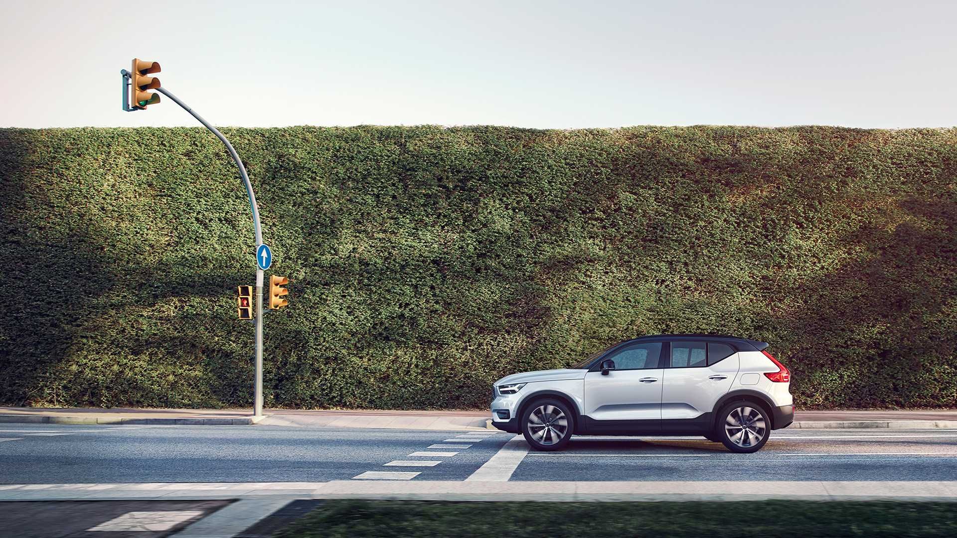 Volvo XC40 Recharge / ولوو xc40 ریشارژ
