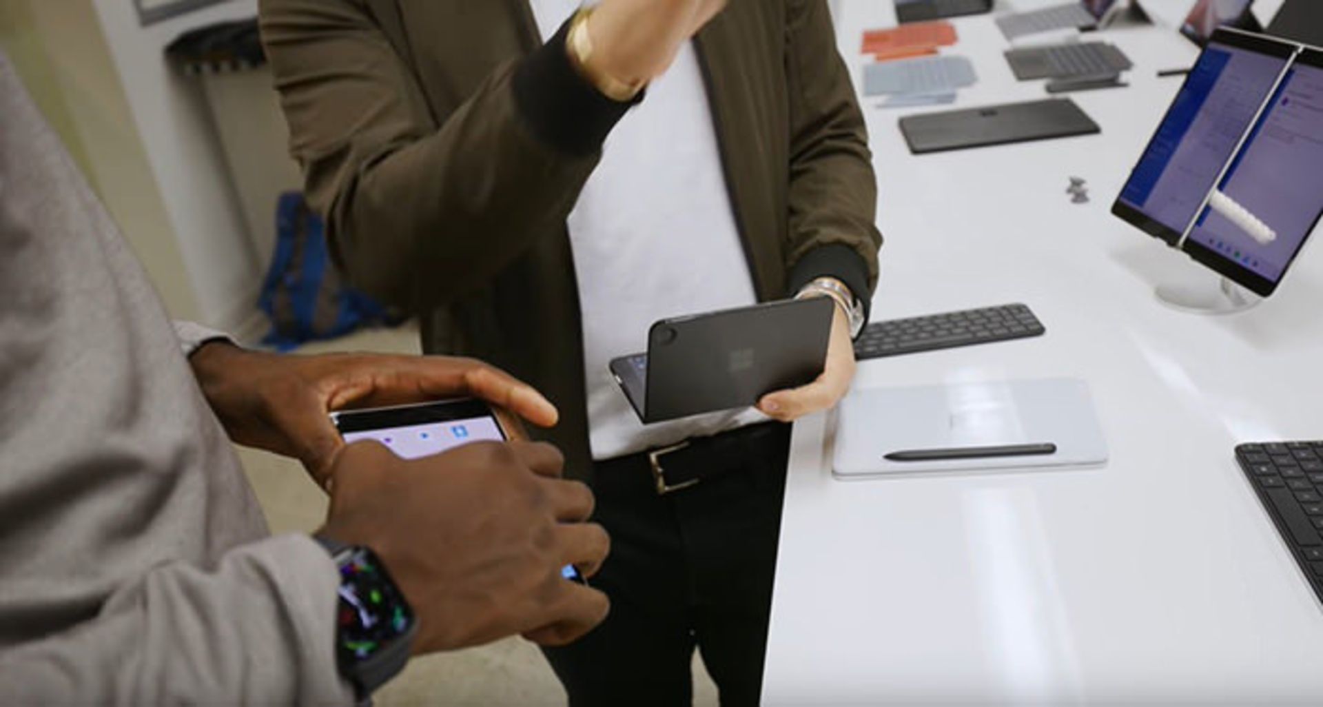 Surface Duo / سرفیس دوئو