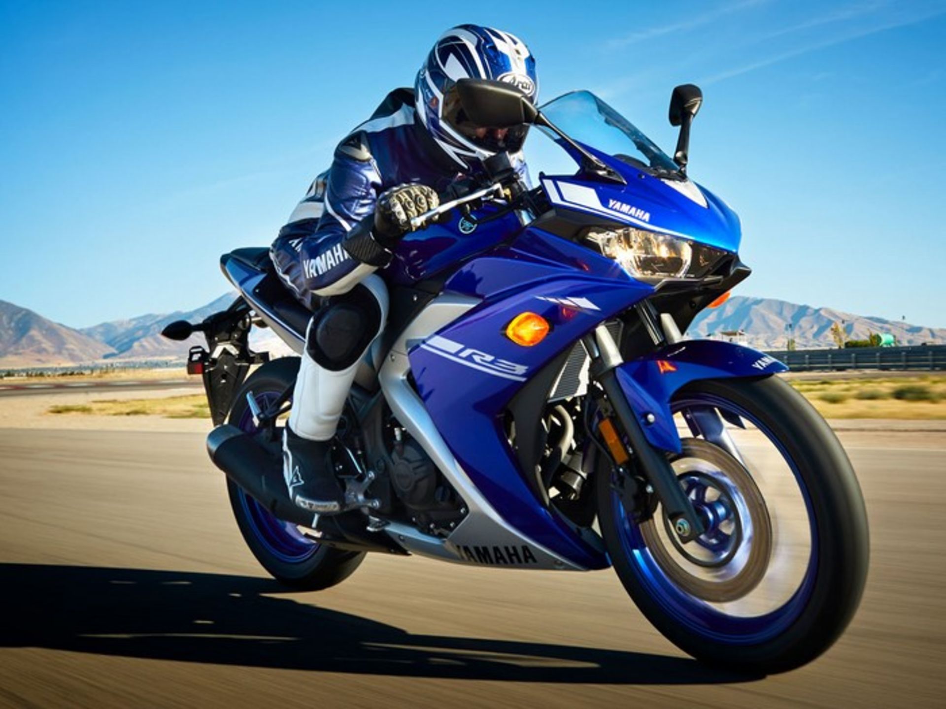 Yamaha R3