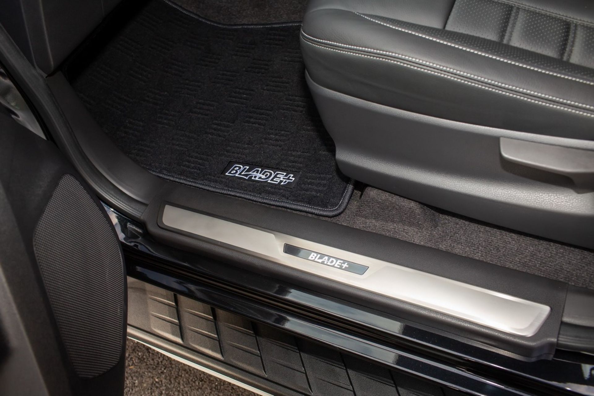 New Isuzu D-Max Blade+ Special Edition