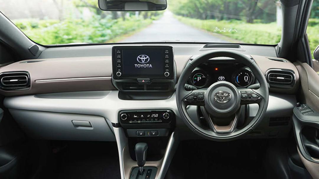 2020 Toyota Yaris hatchback / هاچ بک تویوتا یاریس