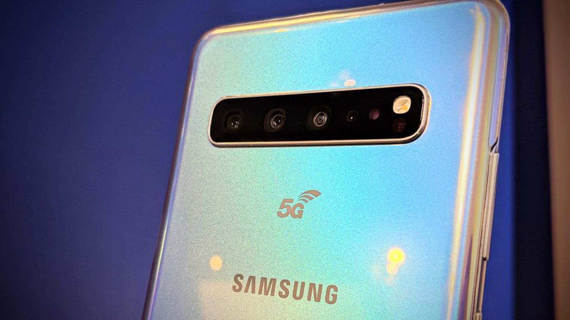 با شروع اولین موج توسعه 5G در سال ۲۰۱۹ و ۲۰۲۰ ، توسعه‌دهندگان خود را برای نسل بعدی فناوری سلولی آماده می‌کنند.