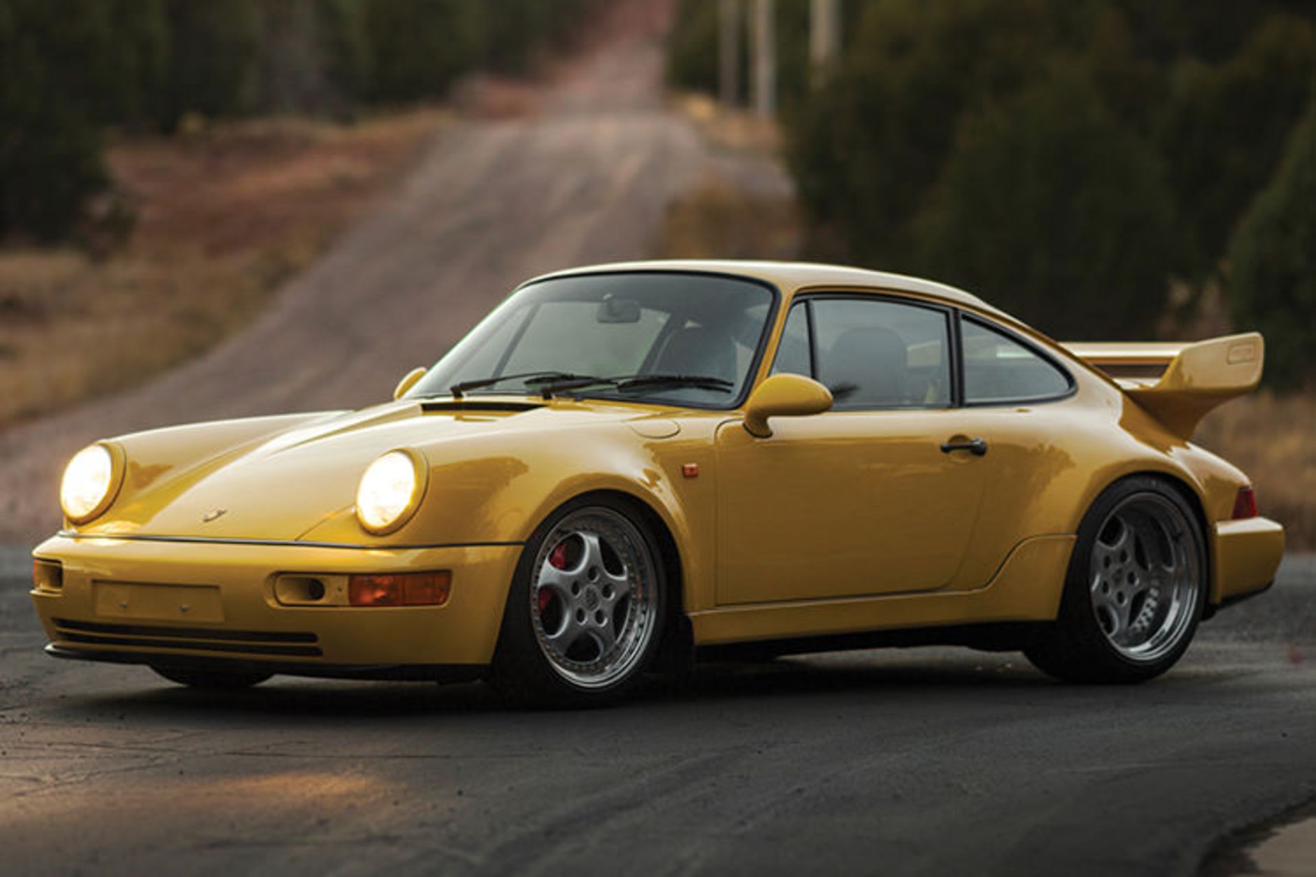 Porsche 911 Carrera RS 3.8