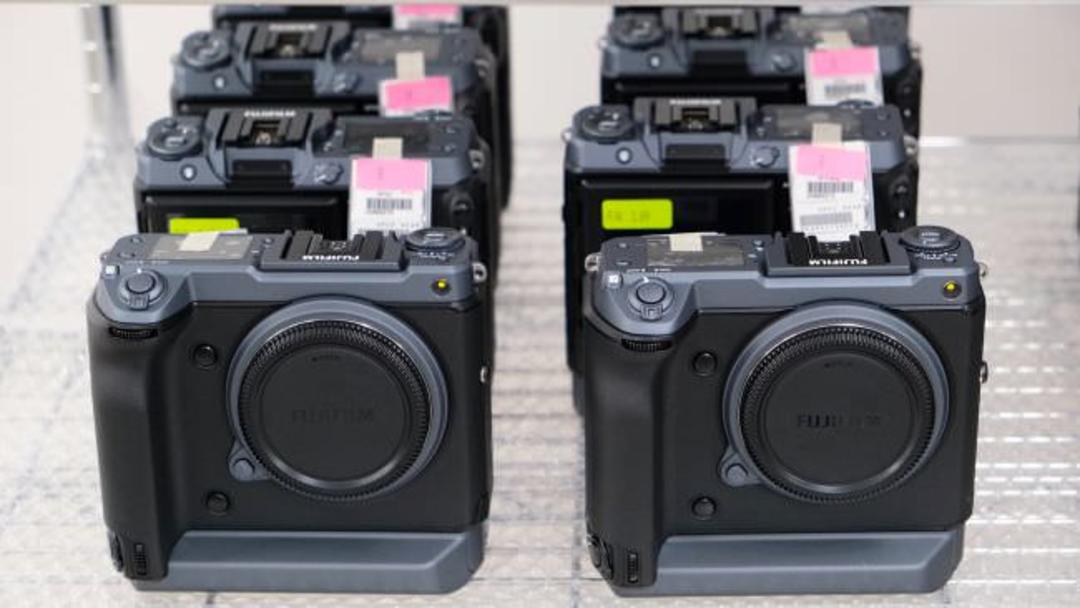 کارخانه فوجی‌فیلم/ Fujifilm GFX 100