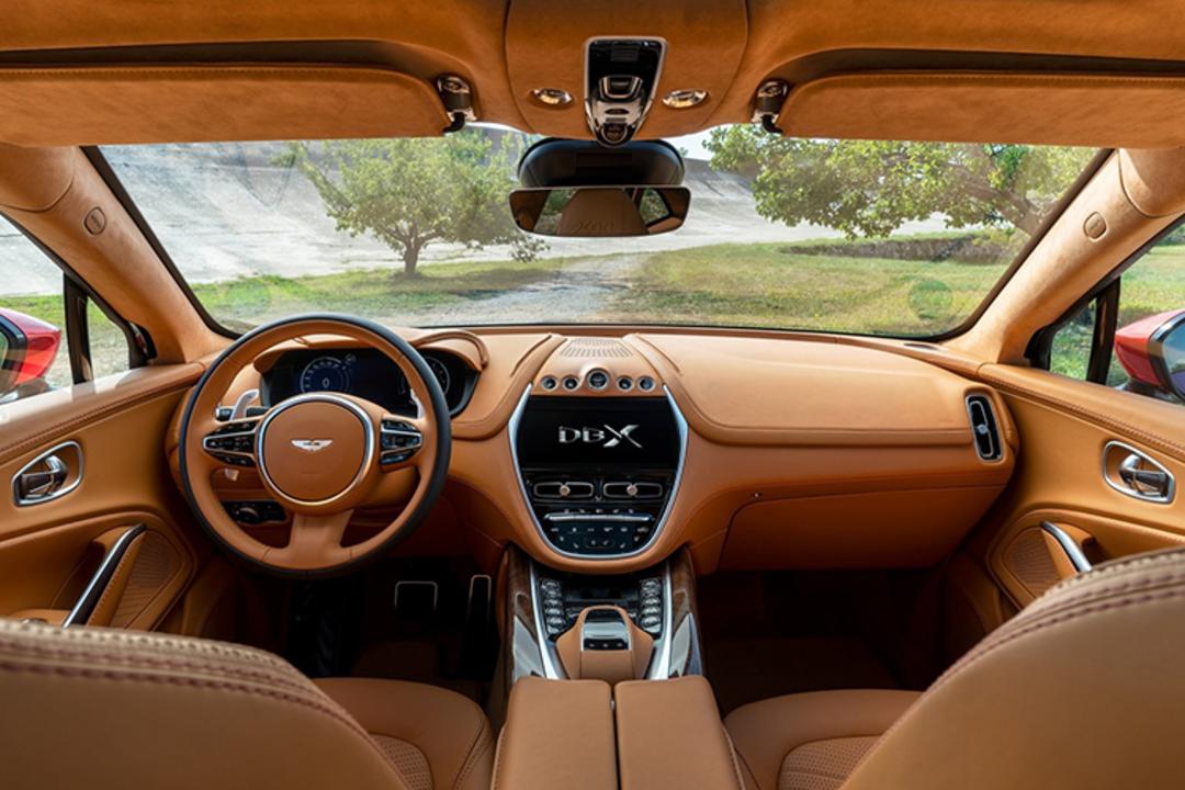 Aston Martin DBX
