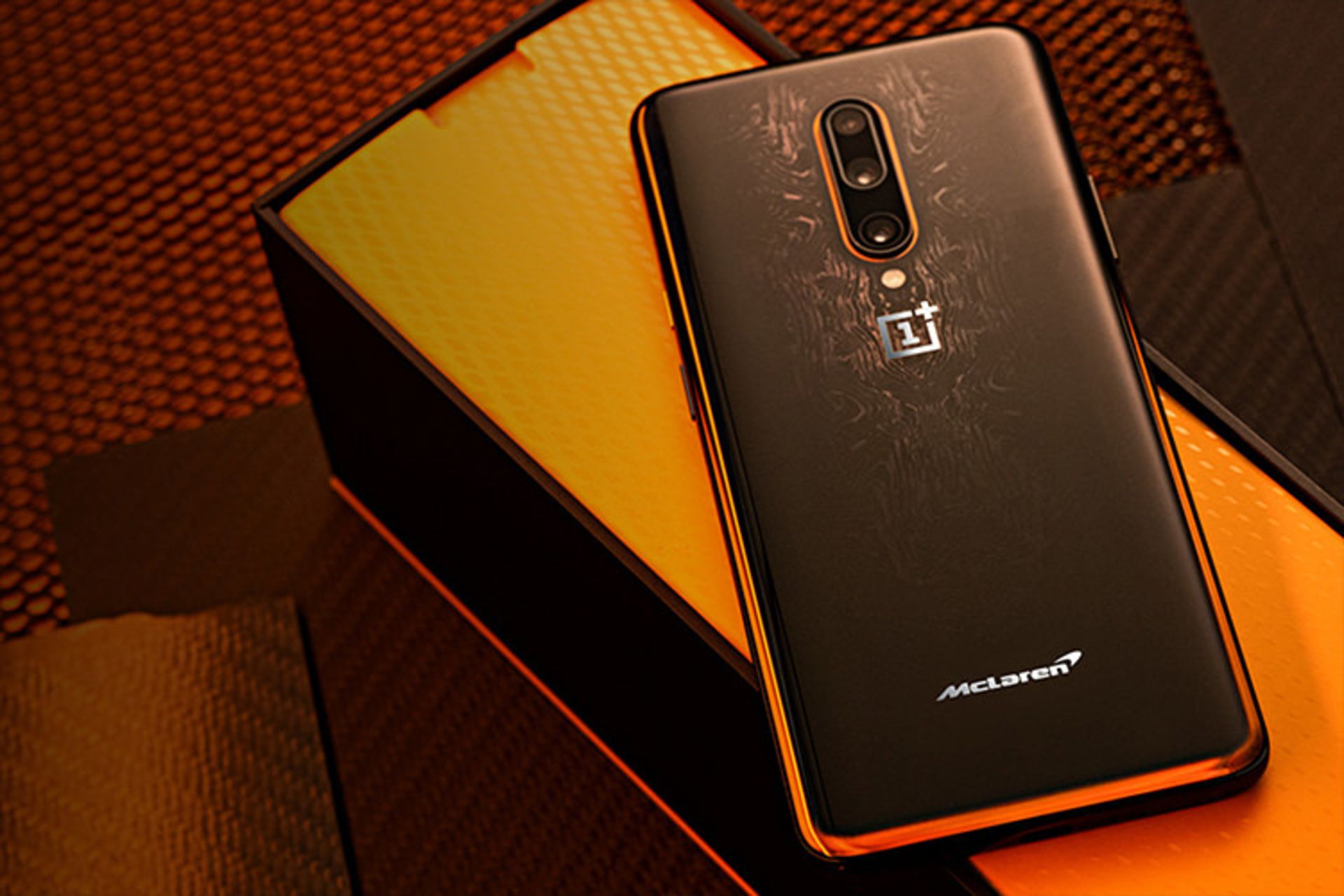 وان پلاس 7t پرو مک لارن ادیشن /  oneplus 7t pro mclaren edition