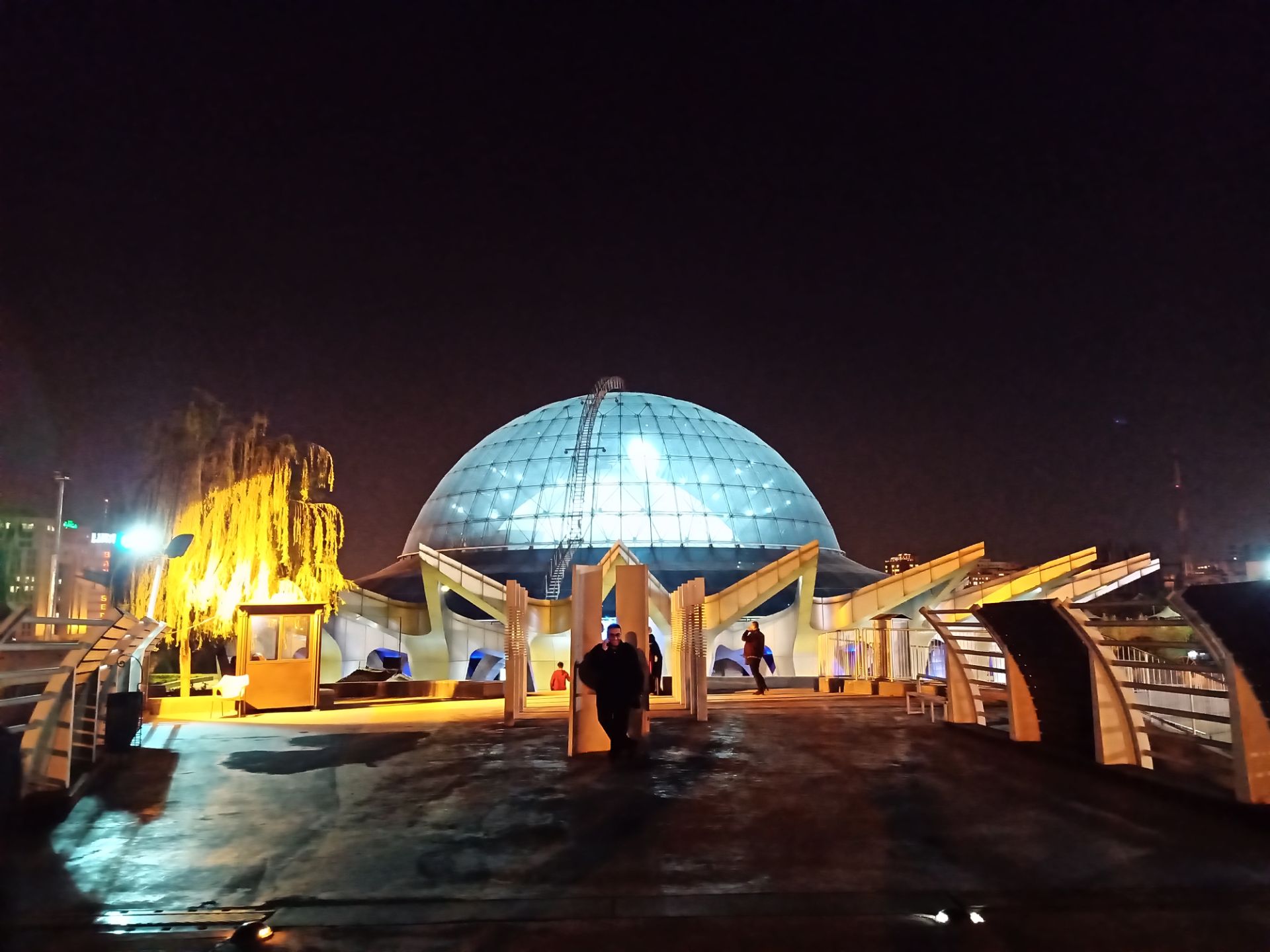 نمونه‌عکس شاهین ۲