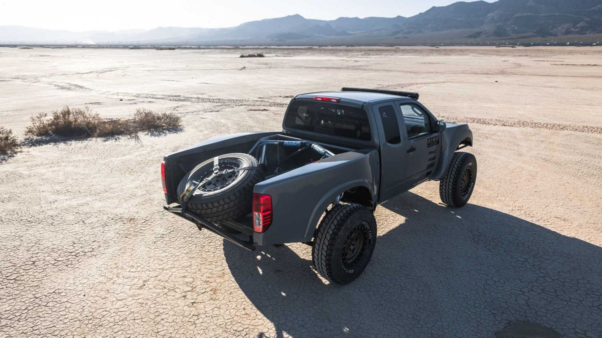 Nissan Frontier Desert Runner