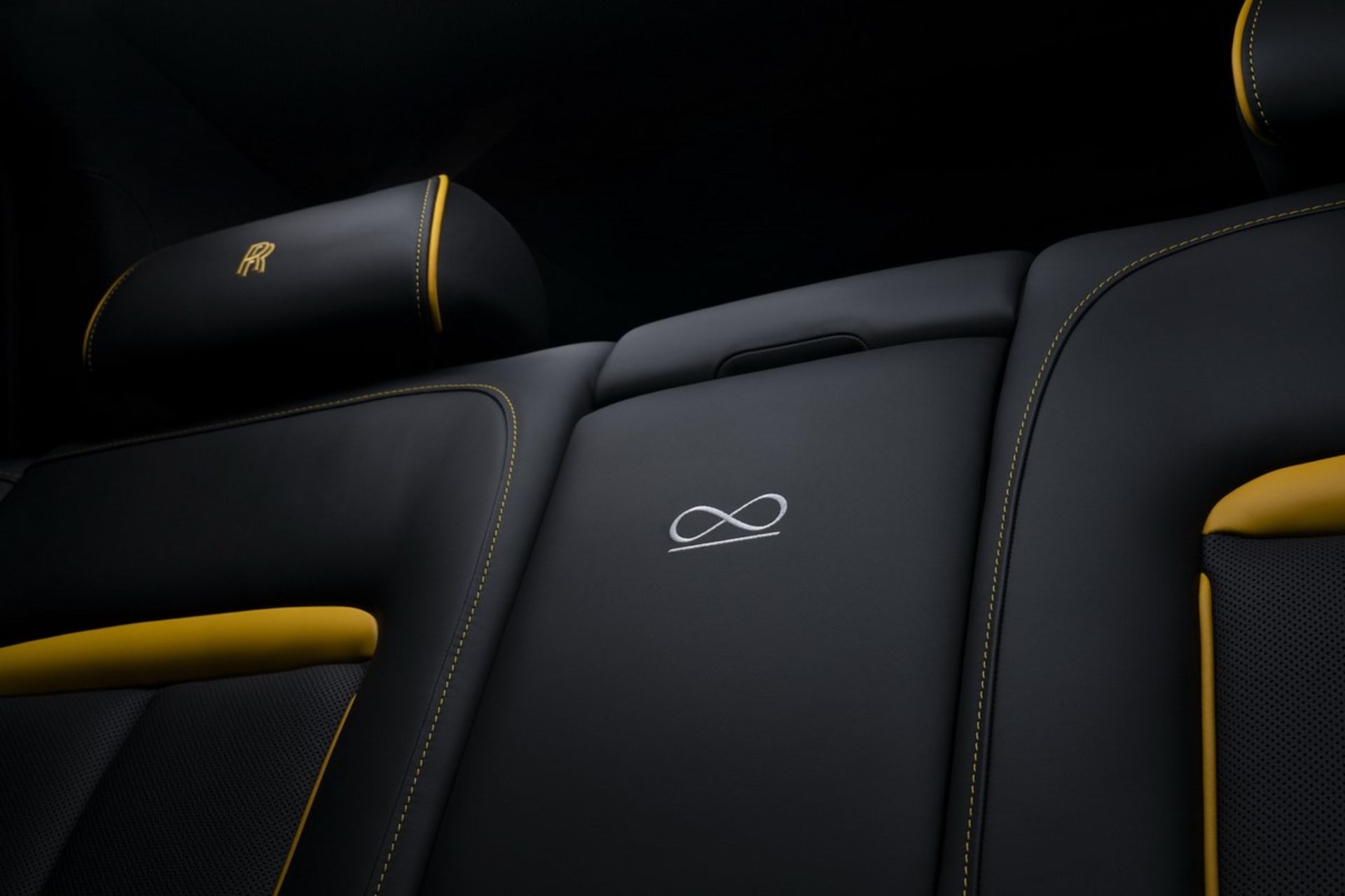 2020 Rolls-Royce Cullinan Black Badge