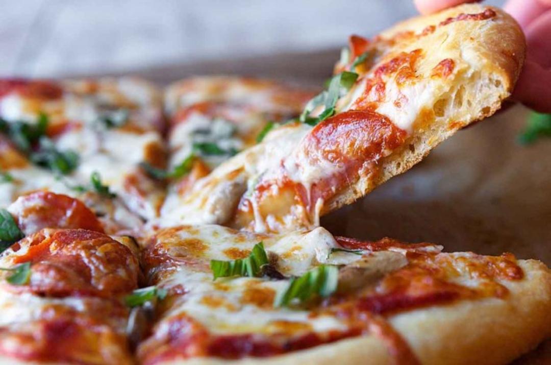 پیتزا / pizza