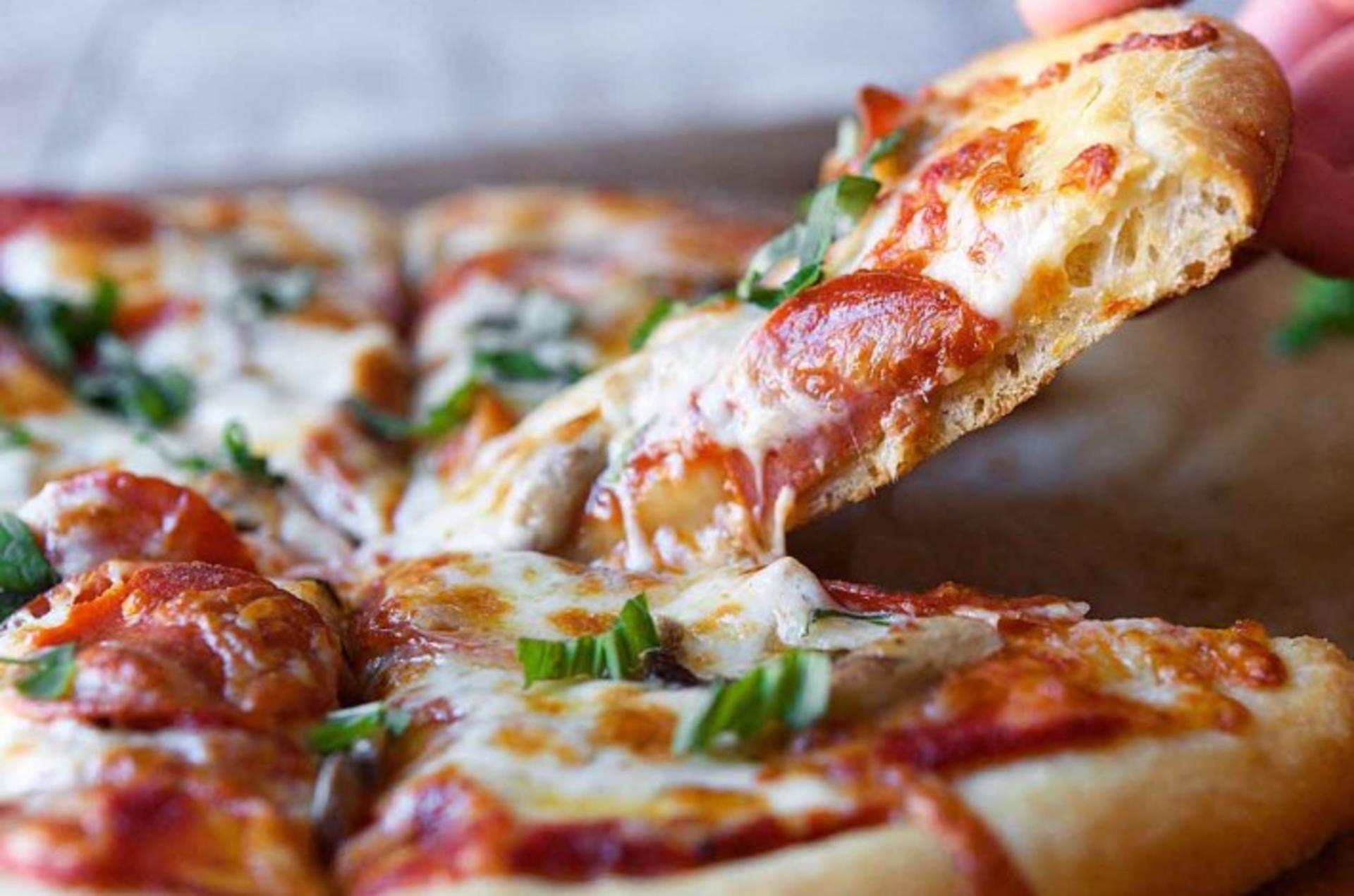 پیتزا / pizza