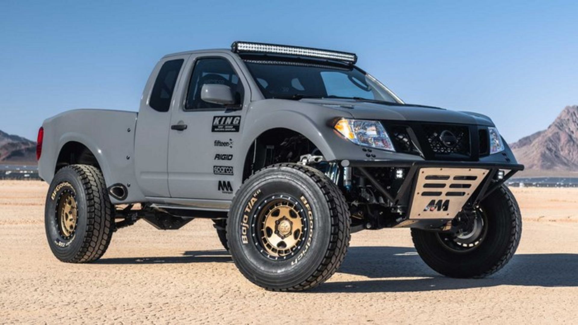 Nissan Frontier Desert Runner