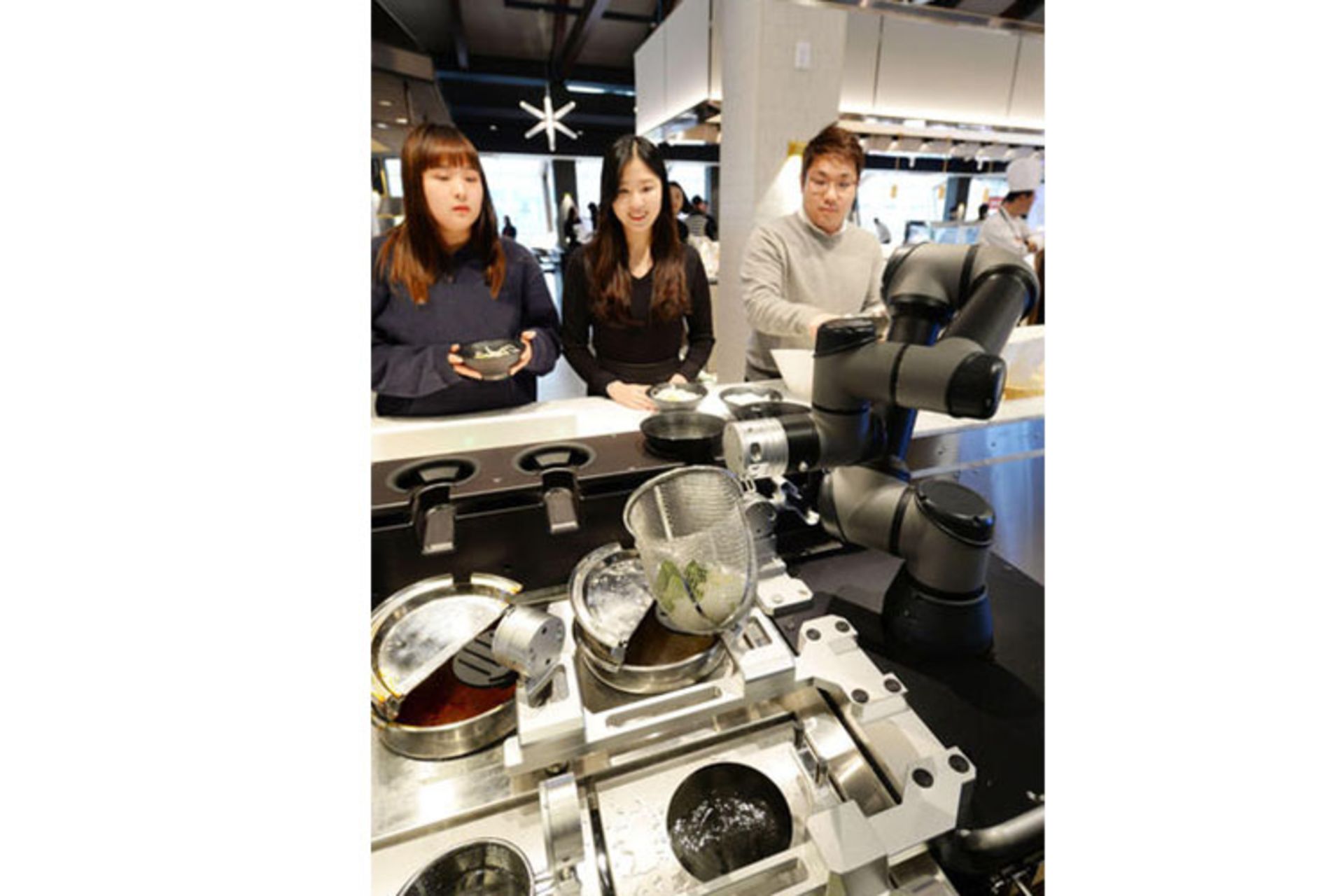 ربات Cloi Chefbot