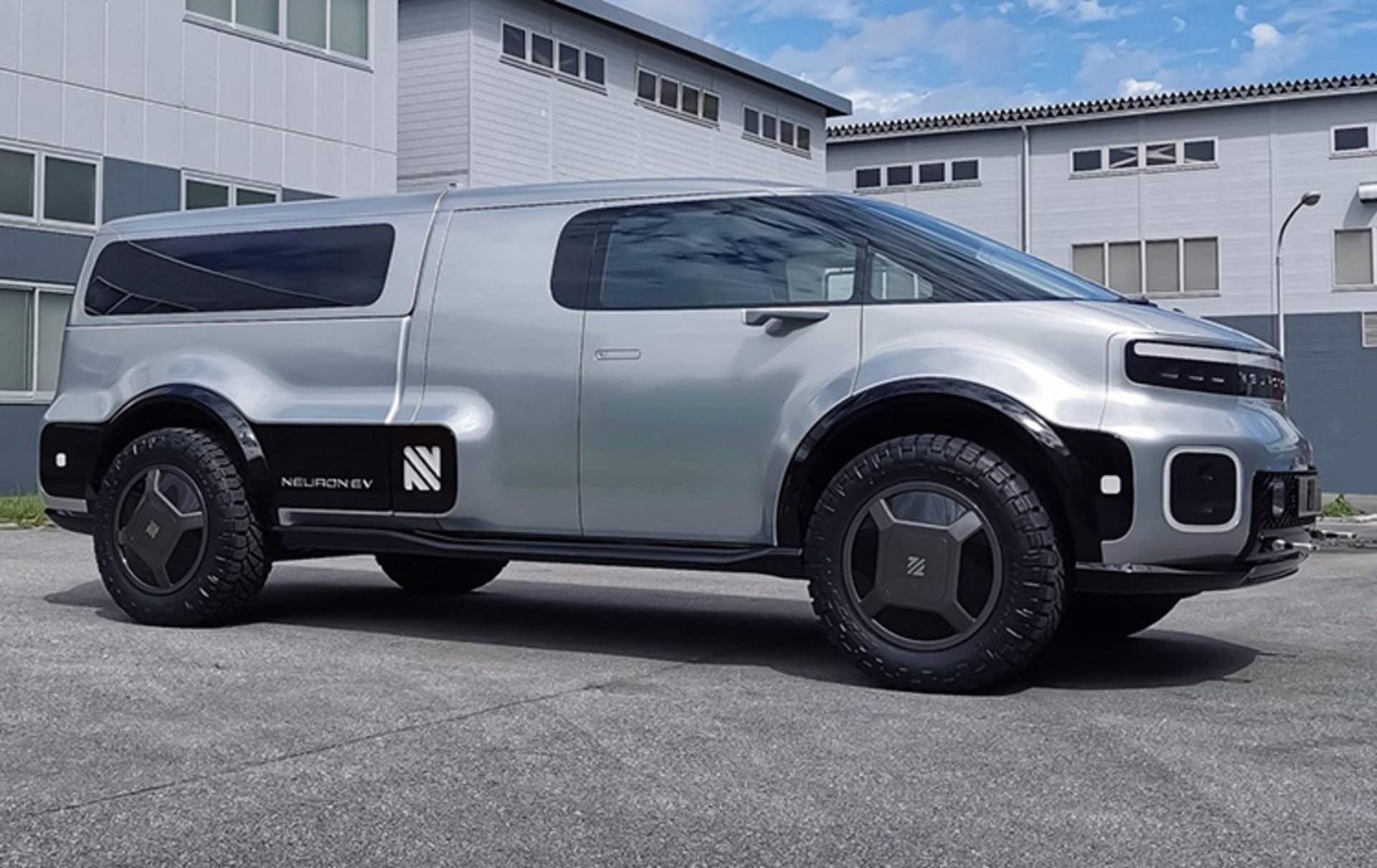 Neuron EV T-One Electric Pickup