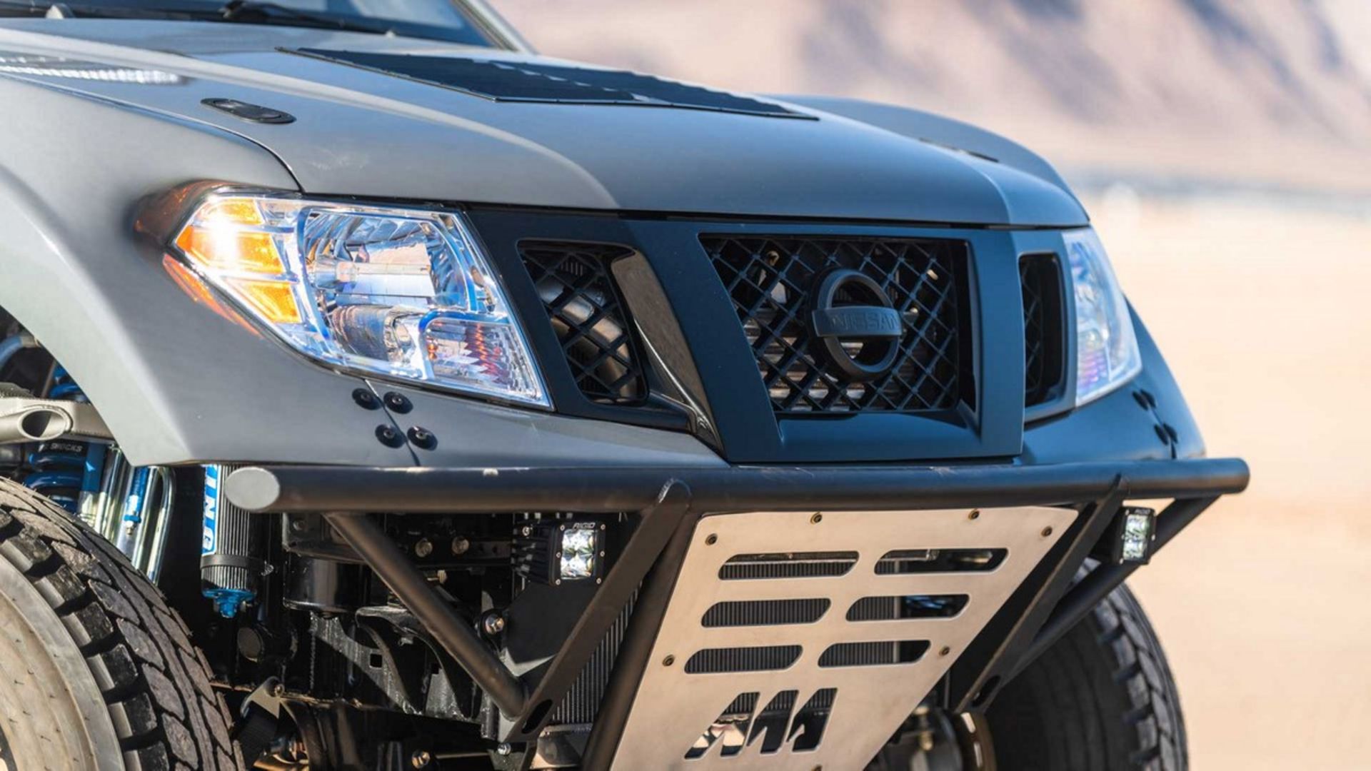 Nissan Frontier Desert Runner