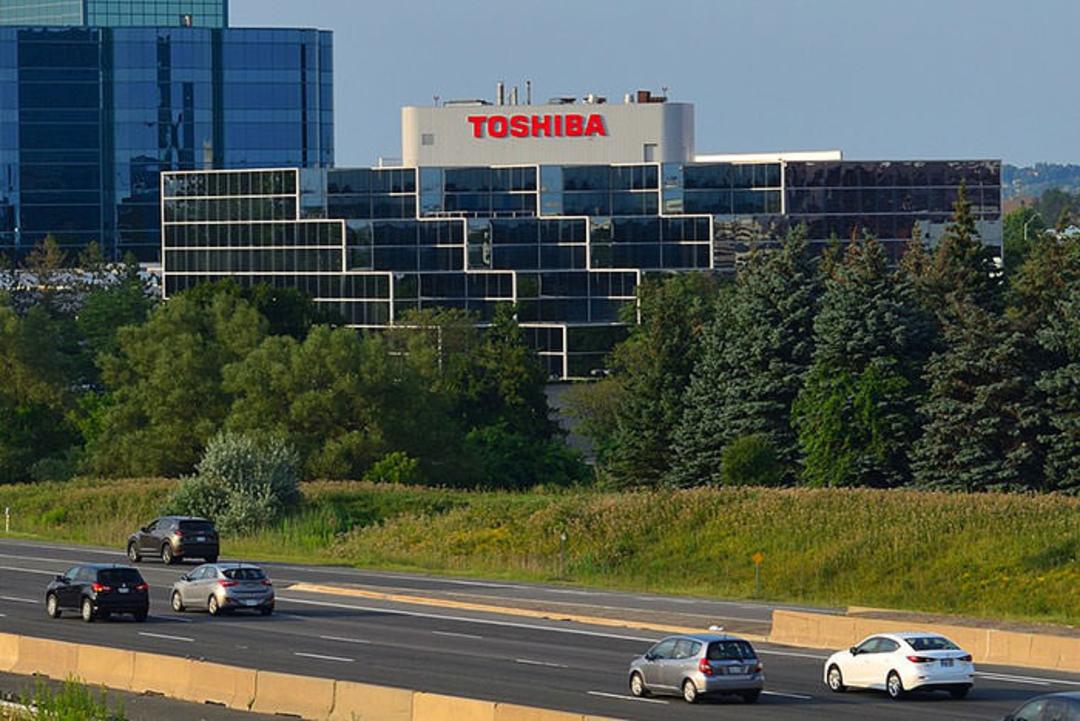 توشیبا / Toshiba