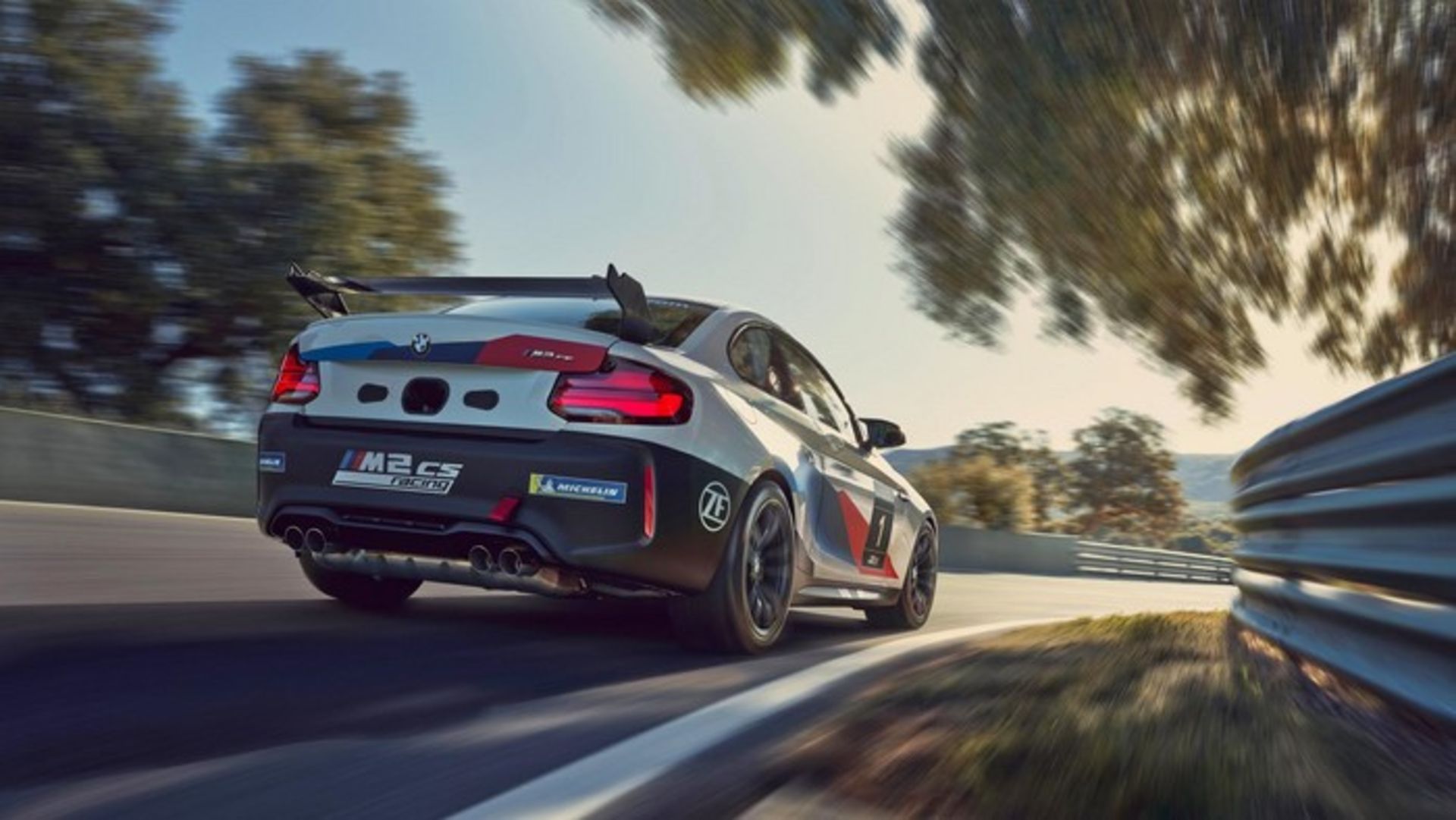 BMW M2 CS