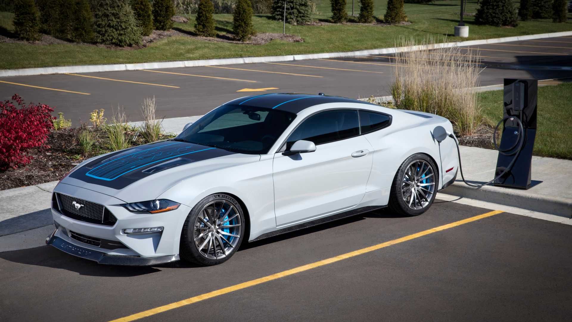 Ford Mustang Lithium EV / خودروی الکتریکی فورد موستانگ لیتیوم