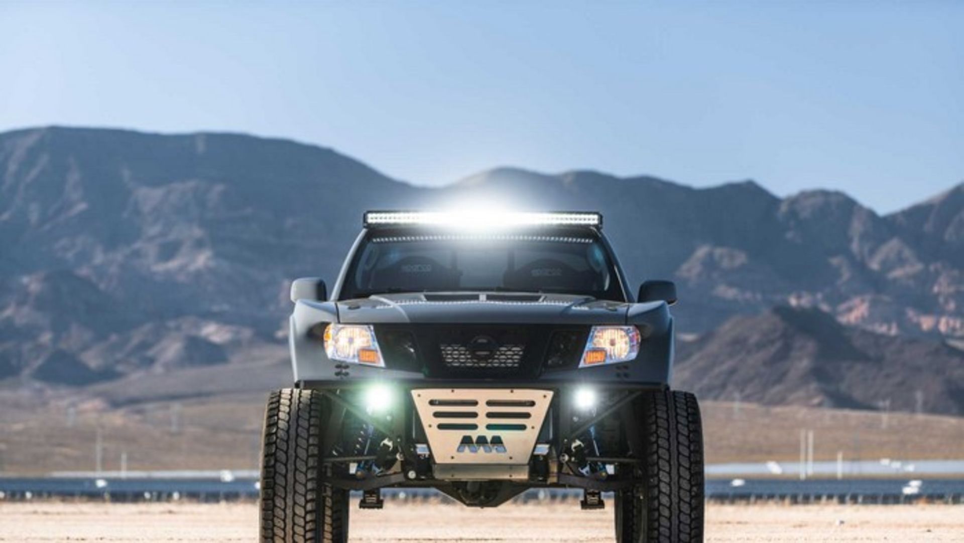 Nissan Frontier Desert Runner
