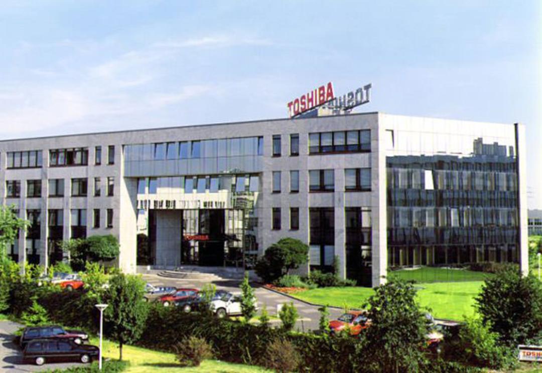توشیبا / Toshiba