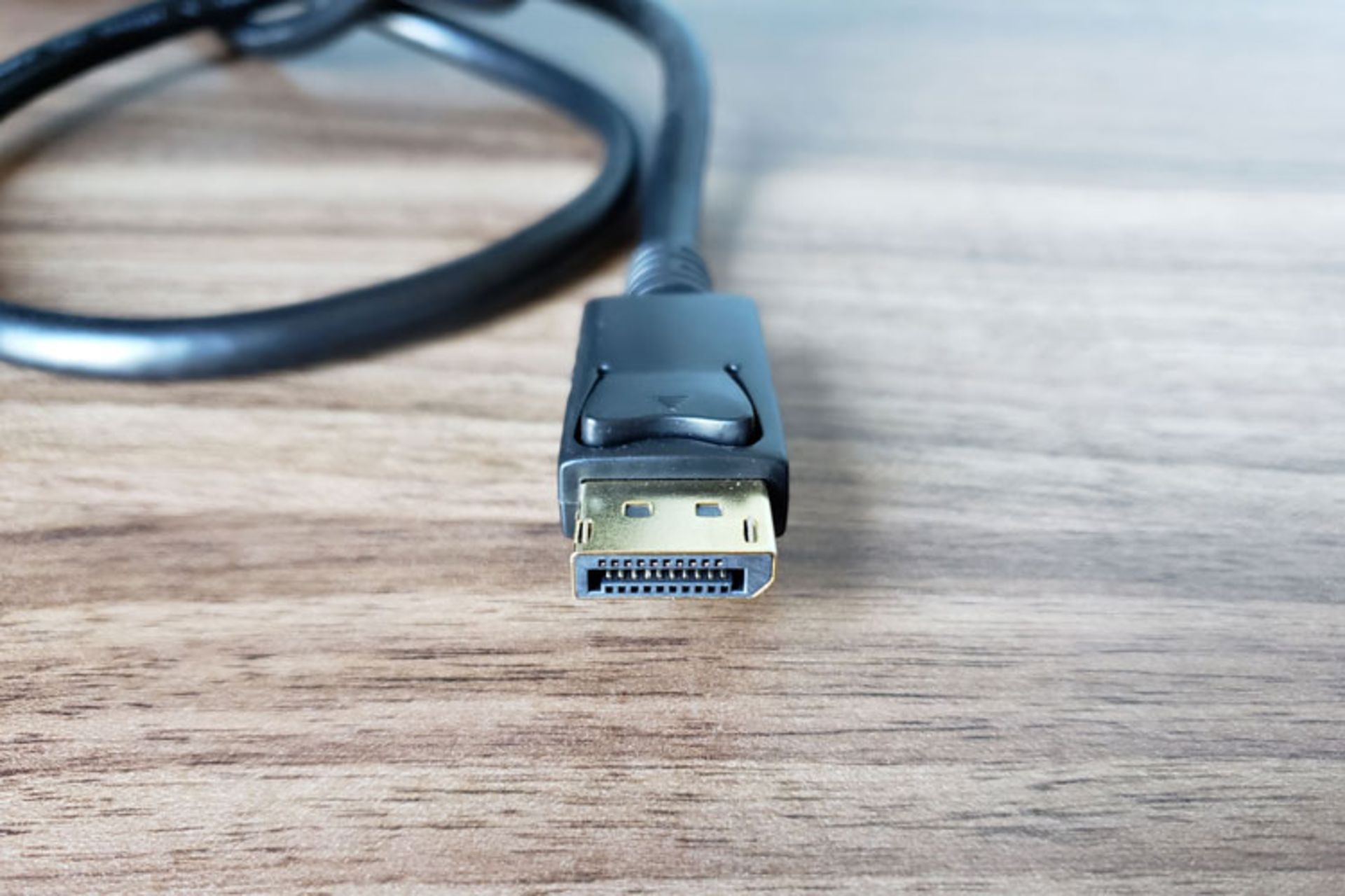 computer cables - کابل های رایانه‌ایی